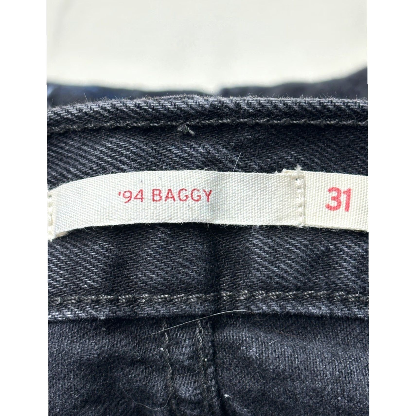 Levi's VINTAGE Levi's 94 Baggy Jeans Black 31x29 Mens Baggy 31 Black Denim Lightning Graphic Painted Relaxed Fit Jeans Size US 31 - 5 Thumbnail