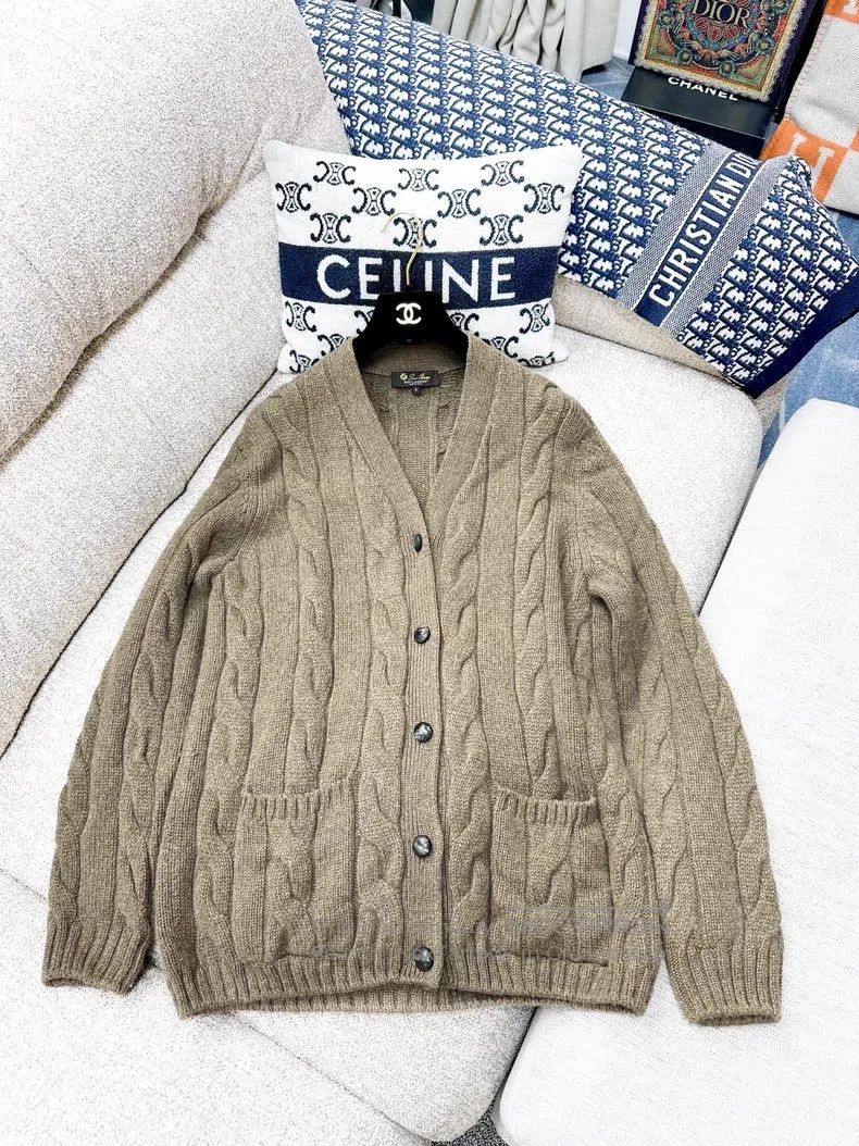 Loro Piana Loro Piana Khaki color textured cable knit sweater cardiga Size S / US 4 / IT 40 - 2 Thumbnail