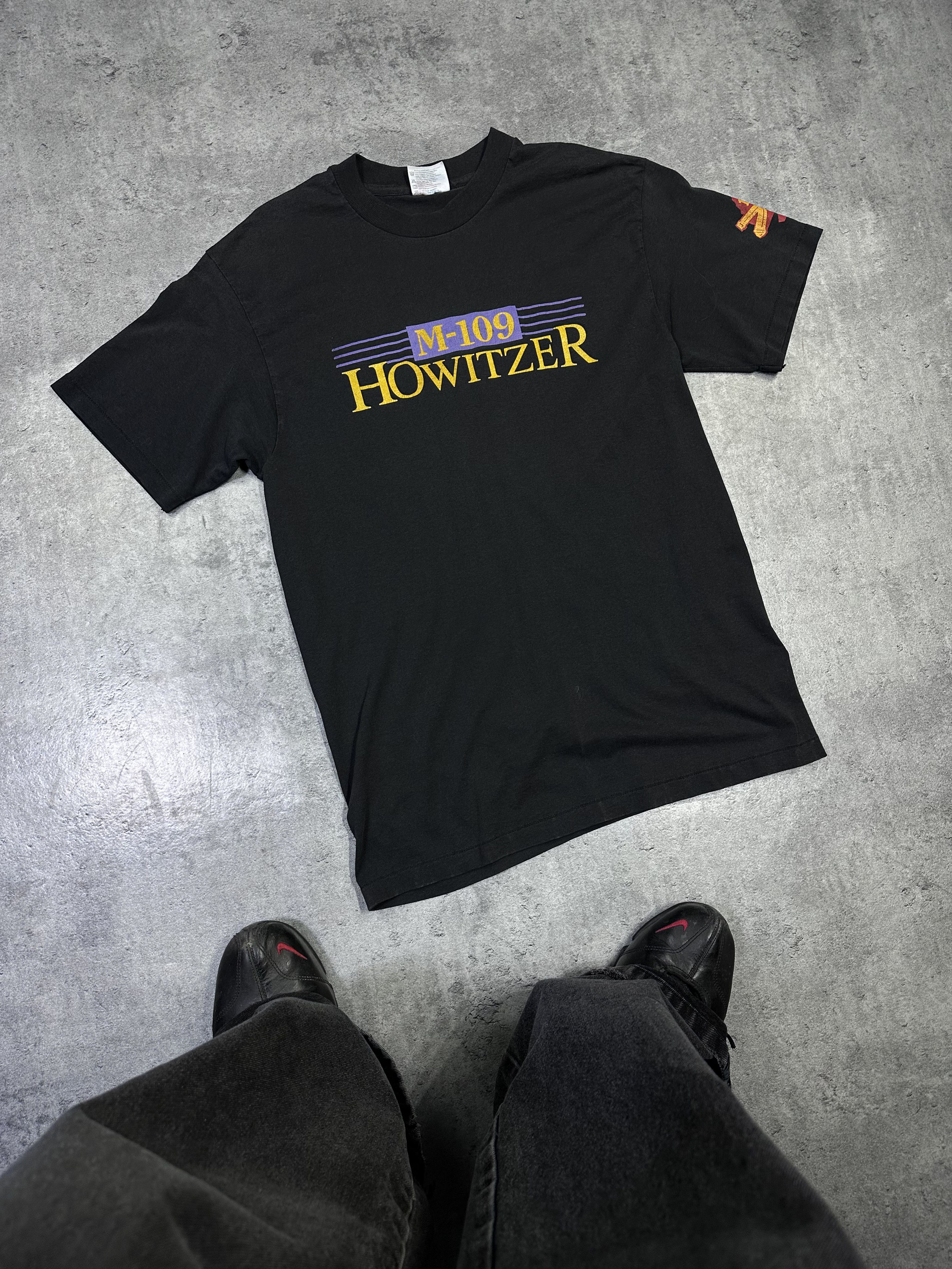 Vintage M109 howitzer tank graphic black tshirt vintage Size US L / EU 52-54 / 3 - 4 Thumbnail