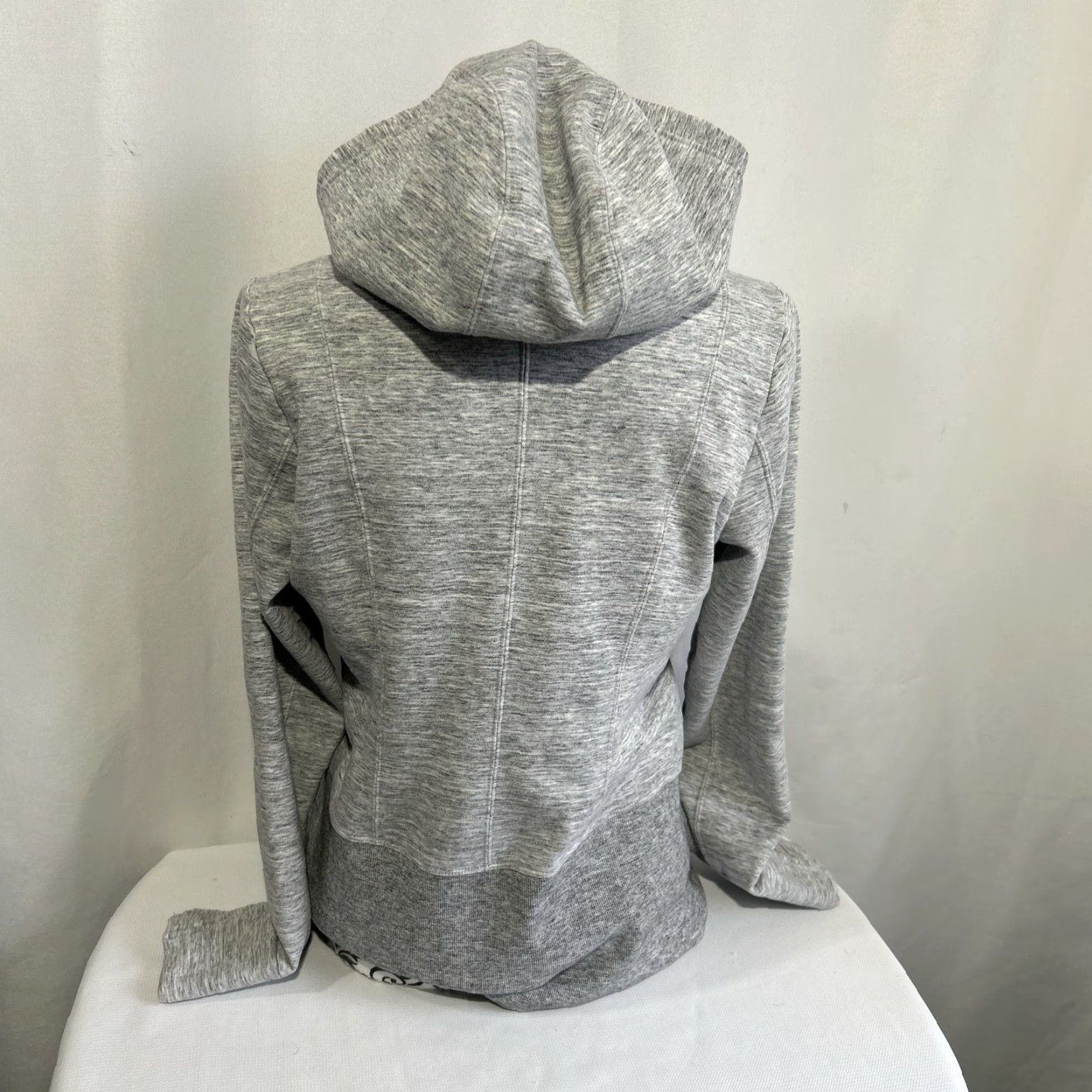 Athleta Athleta Stronger Hoodie Jacket Gray Women Sz M Full Zip Hooded Fitted Training Jacket Size M / US 6-8 / IT 42-44 - 3 Thumbnail