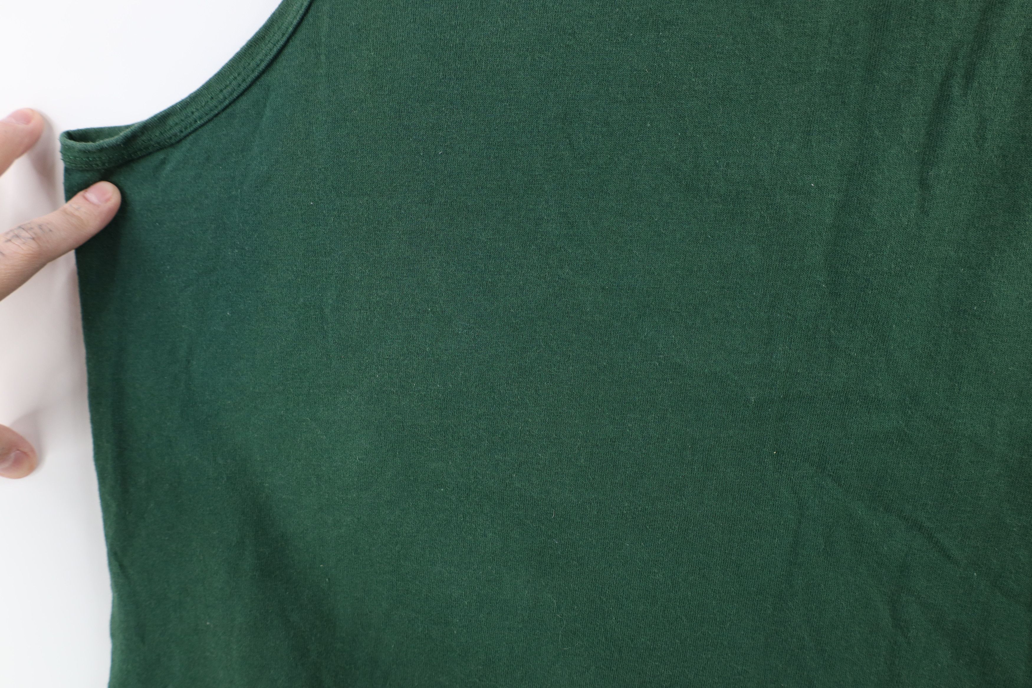 Vintage Vintage 90s Streetwear Aruba Tank Top T-Shirt Green USA Size US XL / EU 56 / 4 - 9 Thumbnail