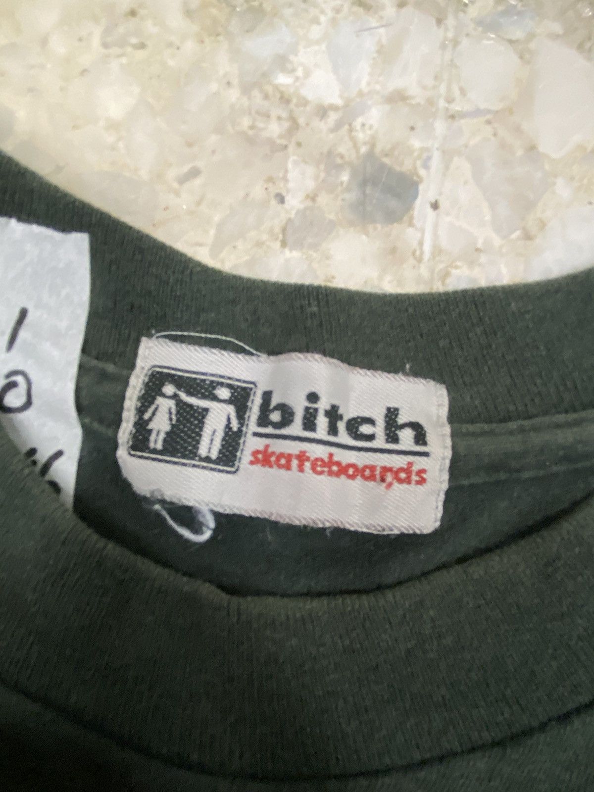 Vintage Vintage bitch skateboard big logo size L distressed Size US L / EU 52-54 / 3 - 3 Thumbnail