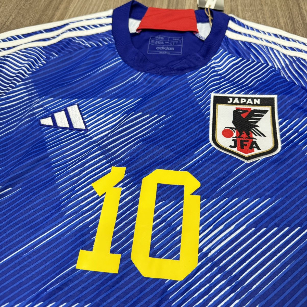 Japan World cup 2022 home shirt #10 Minamino (bnwt)