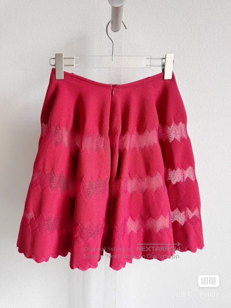 Alaia Alaia Two-Piece Vest Dress, Classic Style Size XS / US 0-2 / IT 36-38 - 5 Thumbnail