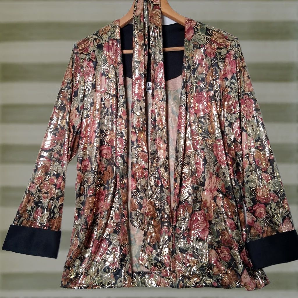 Vintage VINTAGE Lori by AM Casuals Shirt S Open Front Black Floral Gold Metallic Retro 1990s Boho disco Women Girls Men? Size S / US 4 / IT 40 - 1 Thumbnail