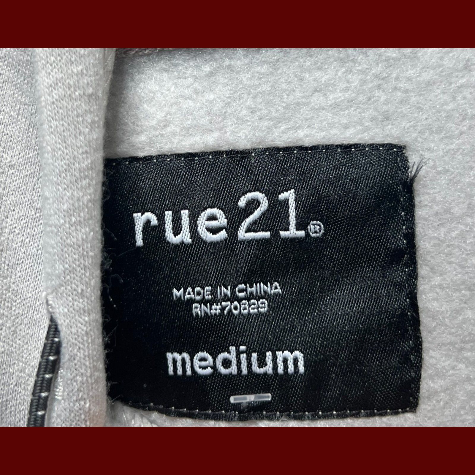 rue21 Rue 21 - Men's Long Sleeved Hooded Sweater - Grey - Medium Size US M / EU 48-50 / 2 - 10 Thumbnail