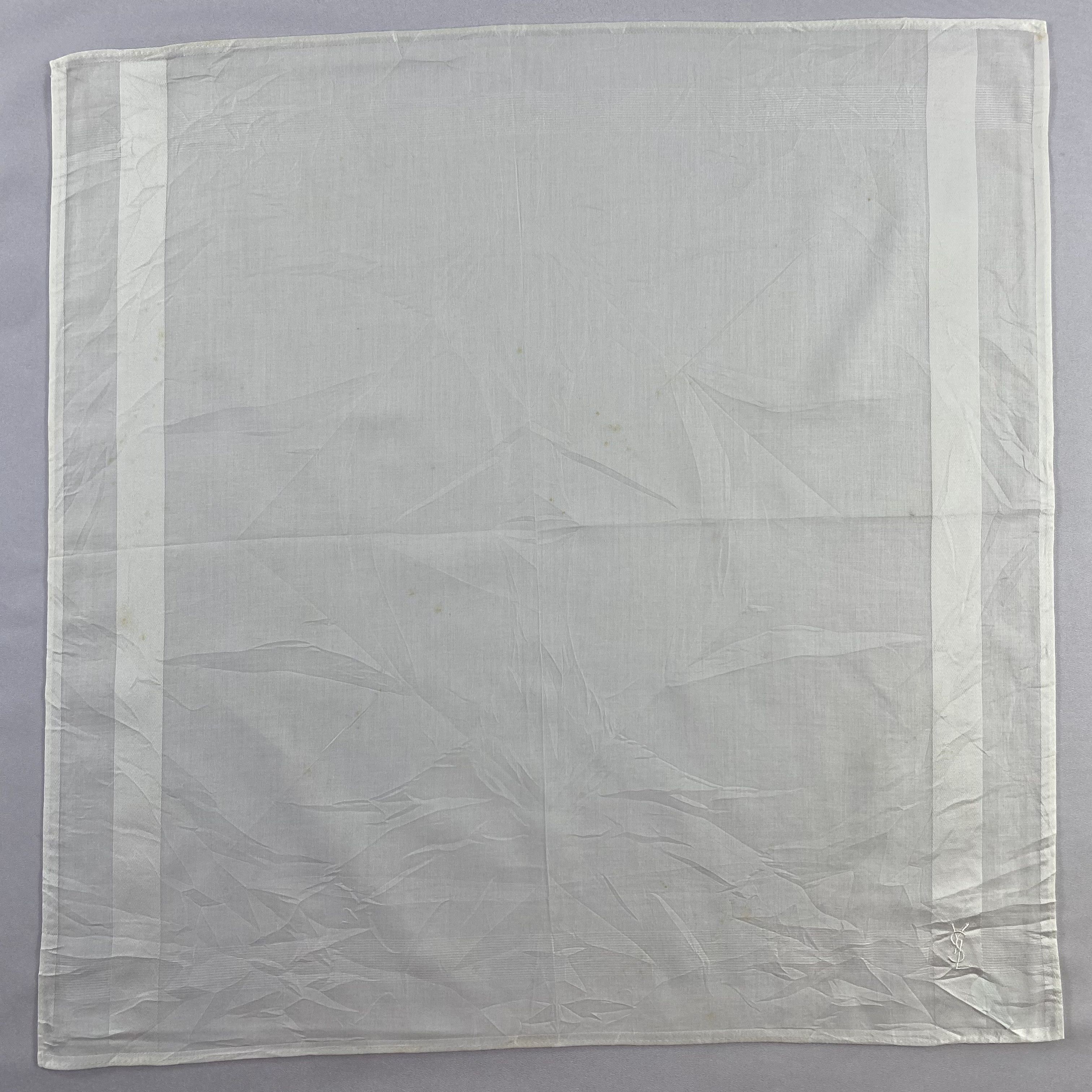 Vintage Yves Saint Laurent Handkerchief / Neckerchief-P1605 Size ONE SIZE - 1 Thumbnail
