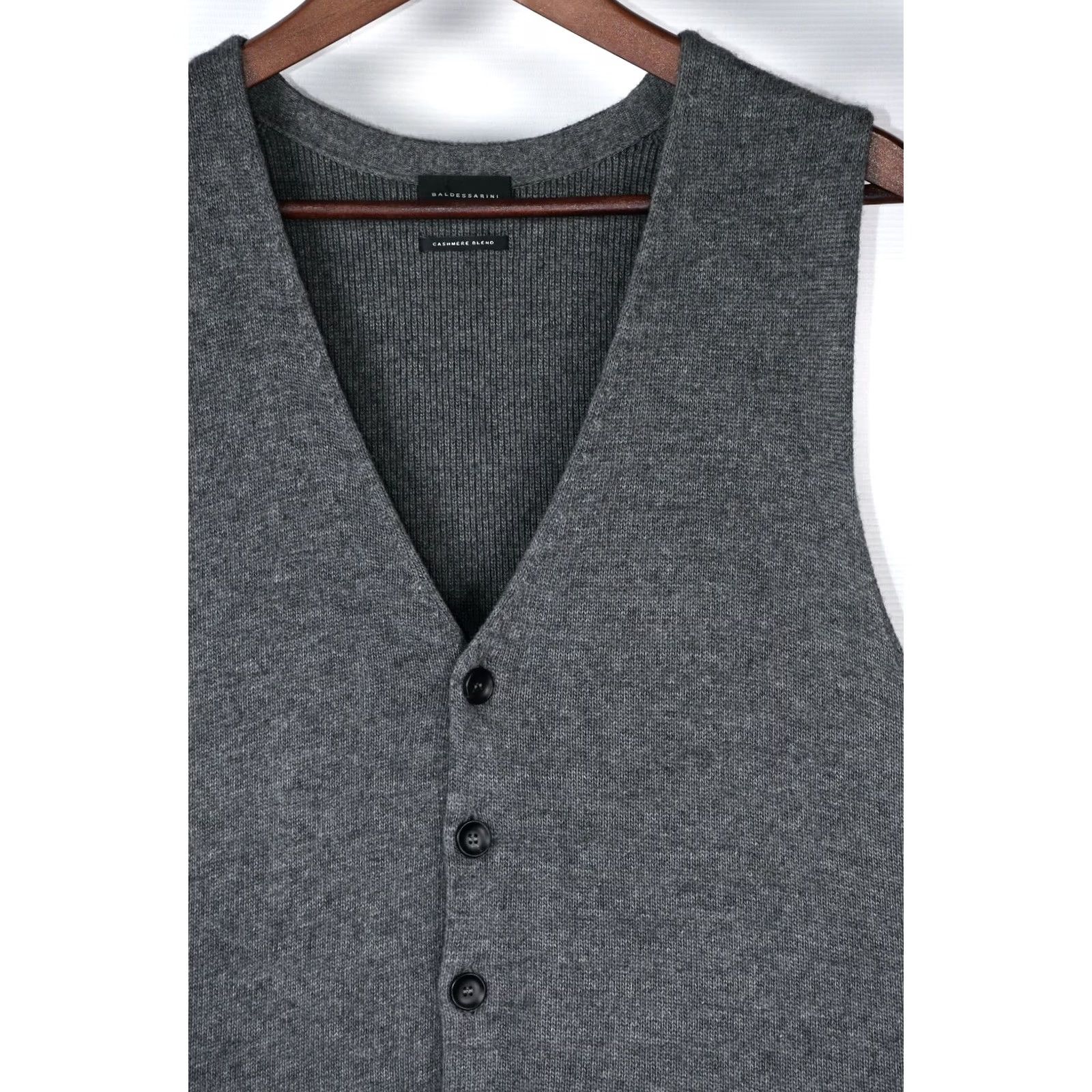 Vintage BALDESSARINI Vest Men's 58 Gray Wool Knit Cashmere Blend V-Neck Casual Size 58 Size US XXL / EU 58 / 5 - 3 Thumbnail