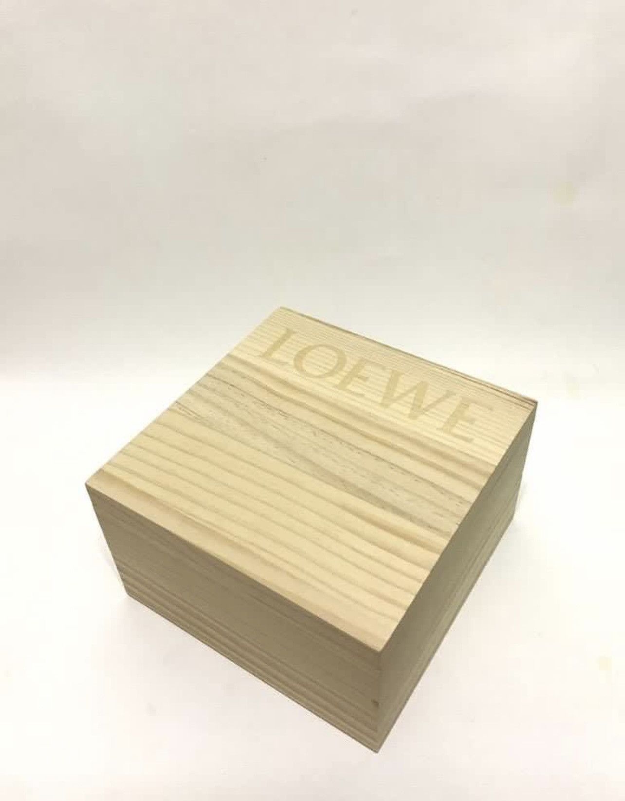 Loewe ♟️Loewe VIP wooden anagram chess board storage jewelry box Size ONE SIZE - 3 Thumbnail