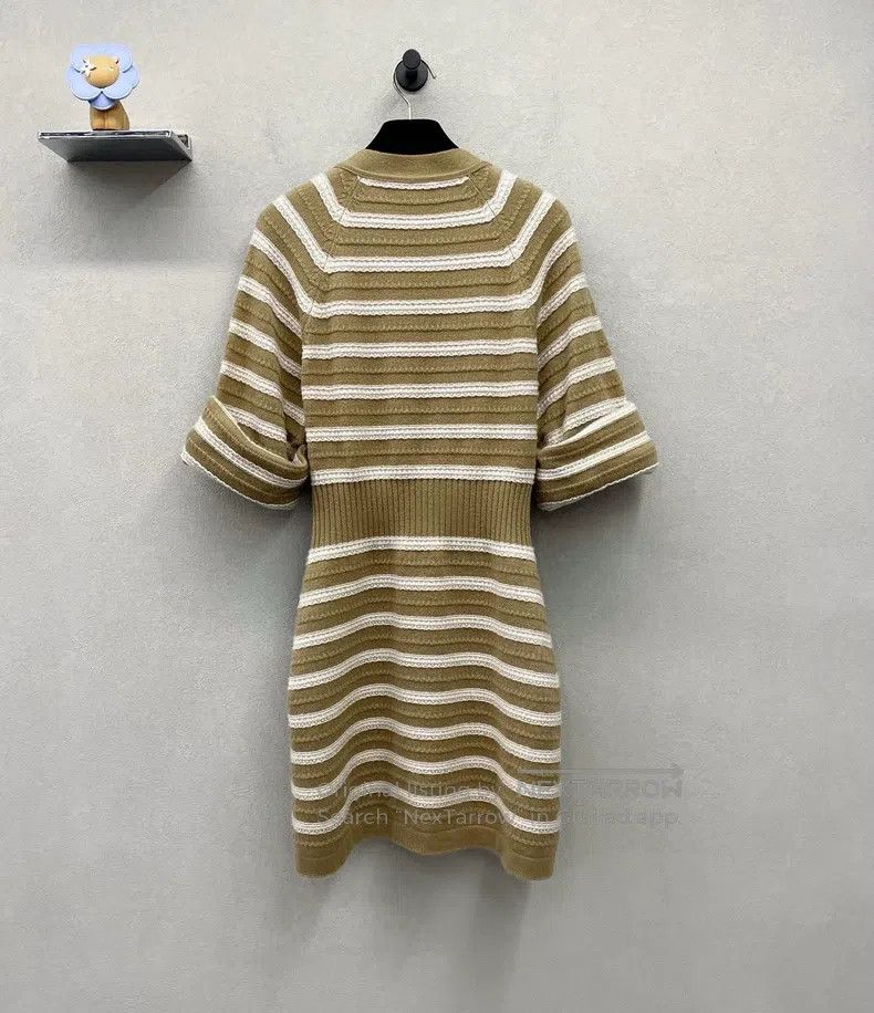 Chanel Chanel Milk tea-coloured coat Size XS / US 0-2 / IT 36-38 - 3 Thumbnail