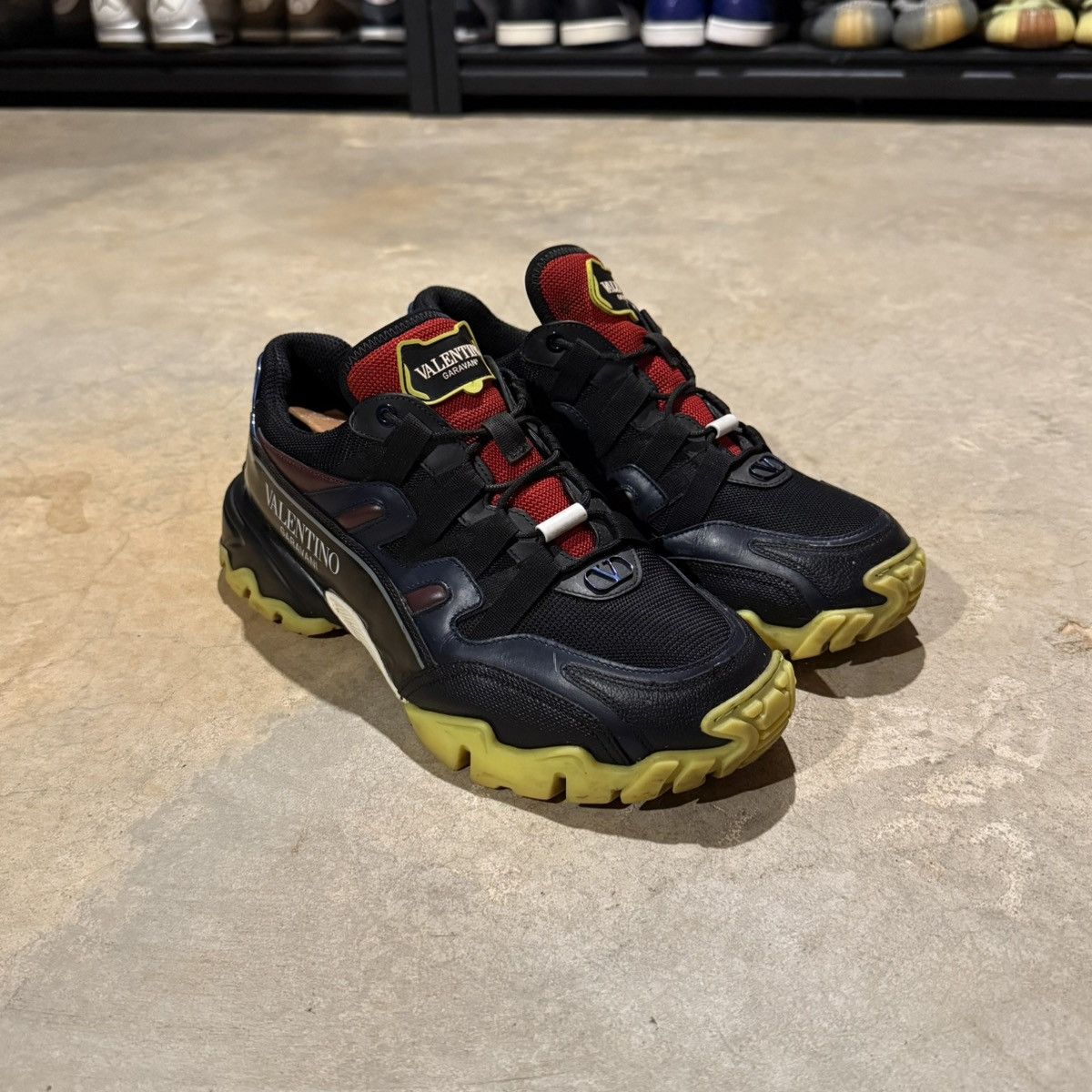Valentino Valentino Garavani Climbers Trainer Black Multi US 9 Size US 9 / EU 42 - 11 Thumbnail