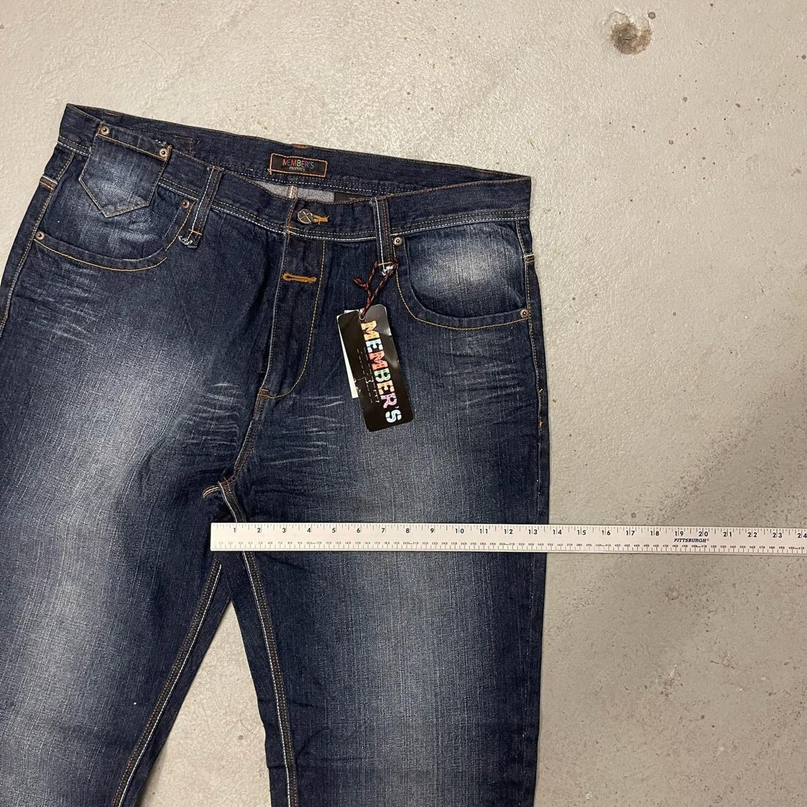 Vintage Vintage Members Property Faded Denim Baggy Jeans Mens 38x34 Size 38" / US 16 / IT 52 - 7 Thumbnail