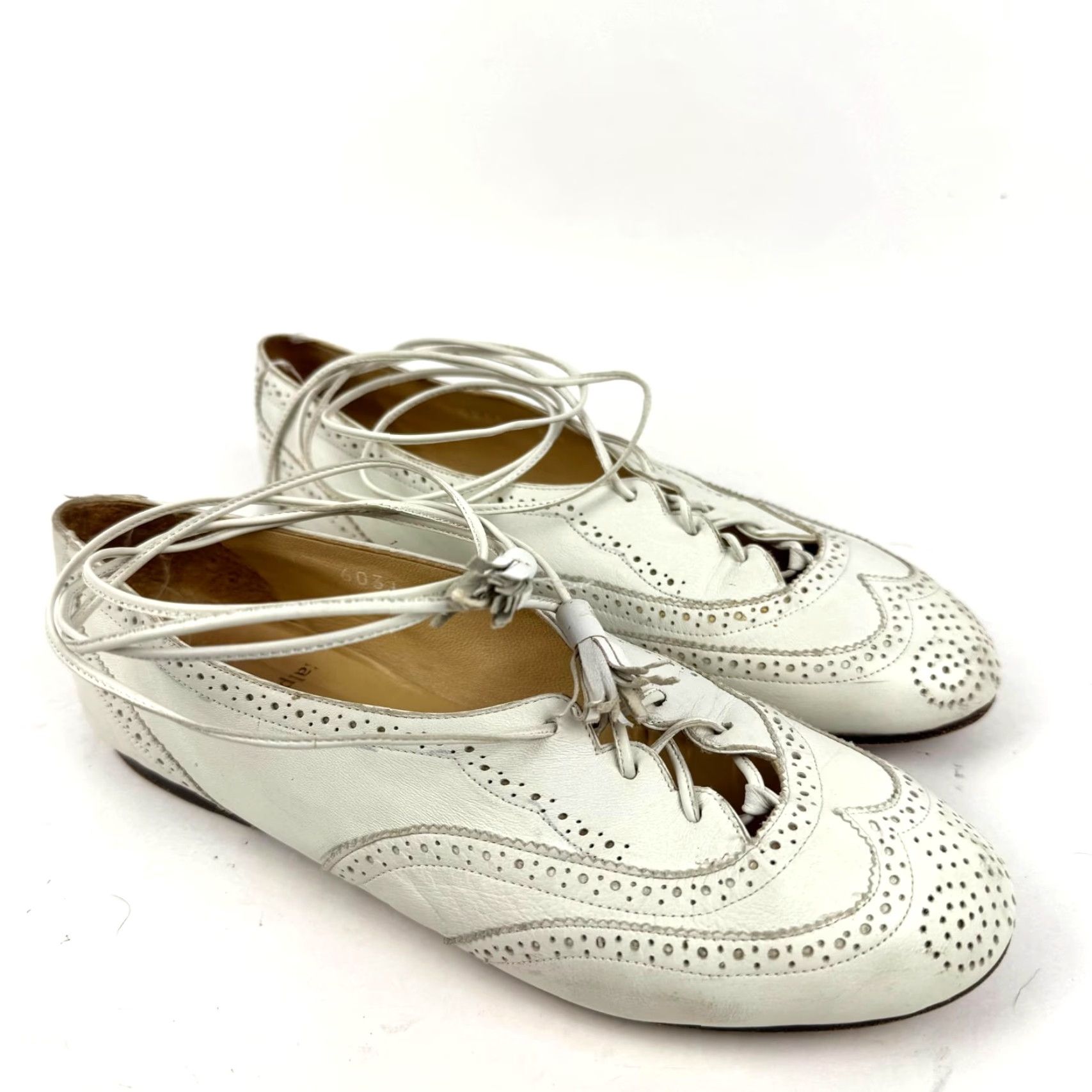 Ralph Lauren VTG Ralph Lauren Womens 5.5 B White Leather Wing Tip Brogue Flats Made in Italy Size US 6 / IT 36 - 2 Thumbnail