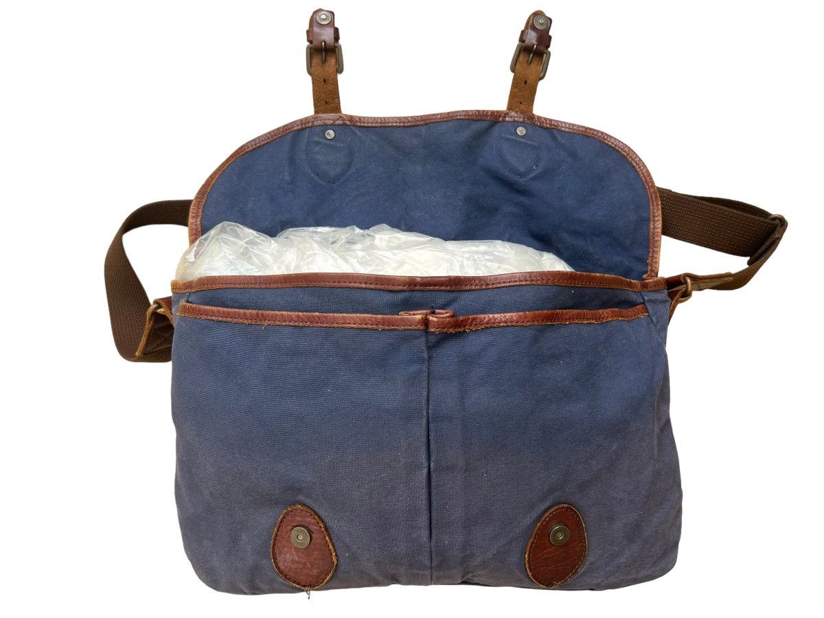 Japanese Brand Butler Verner Sails Japan Sun Faded Waxed Messenger Bag Size ONE SIZE - 17 Thumbnail