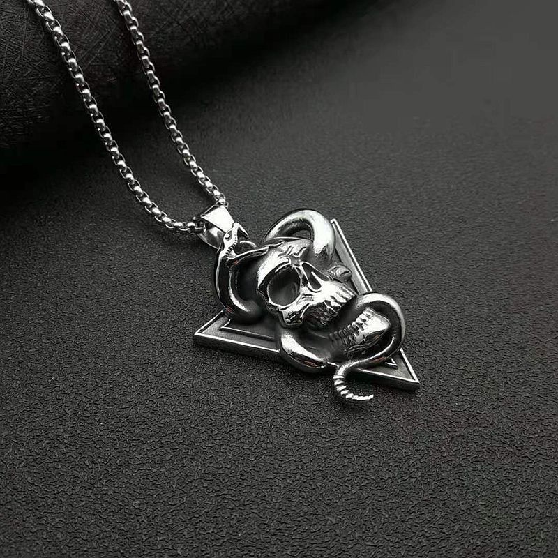 Japanese Brand Snake Twining Skull Necklace Size ONE SIZE - 2 Thumbnail