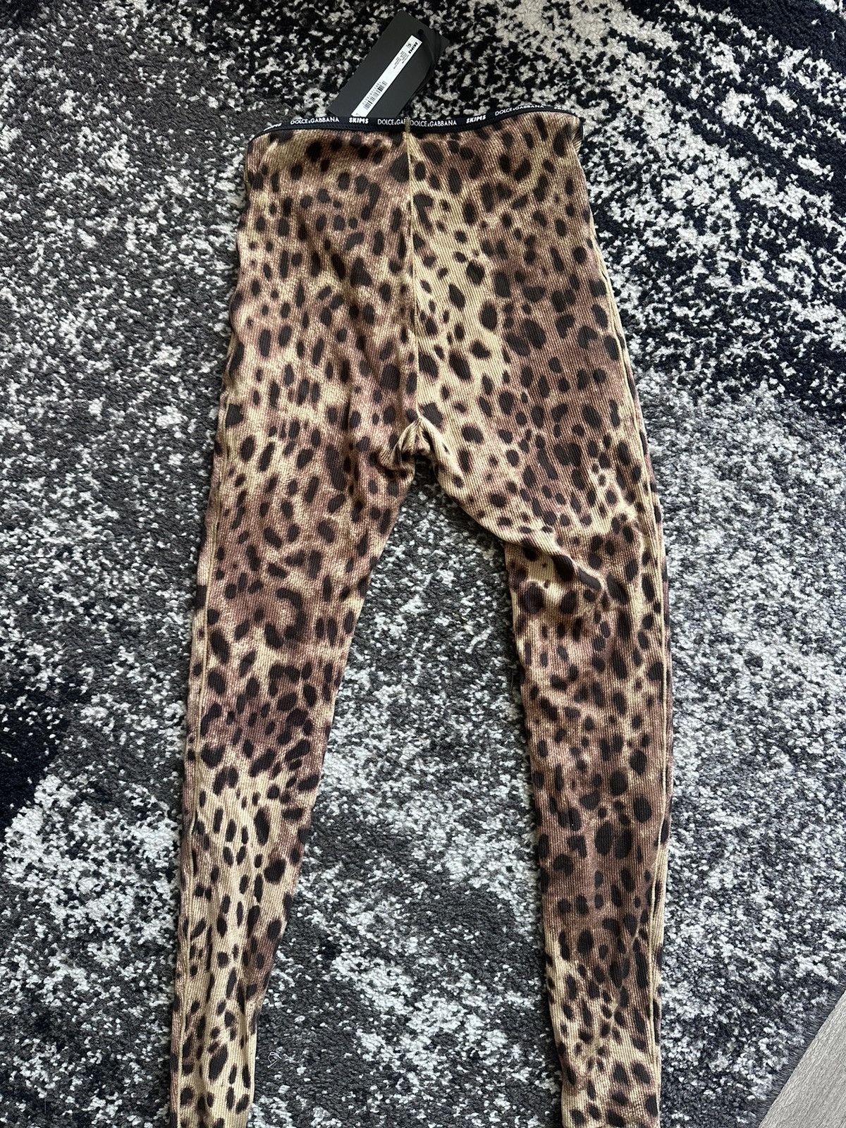 Dolce & Gabbana × SKIMS SKIMS x Dolce&Gabbana Leopard Leggings Size 25" / US 0 / IT 36 - 7 Thumbnail