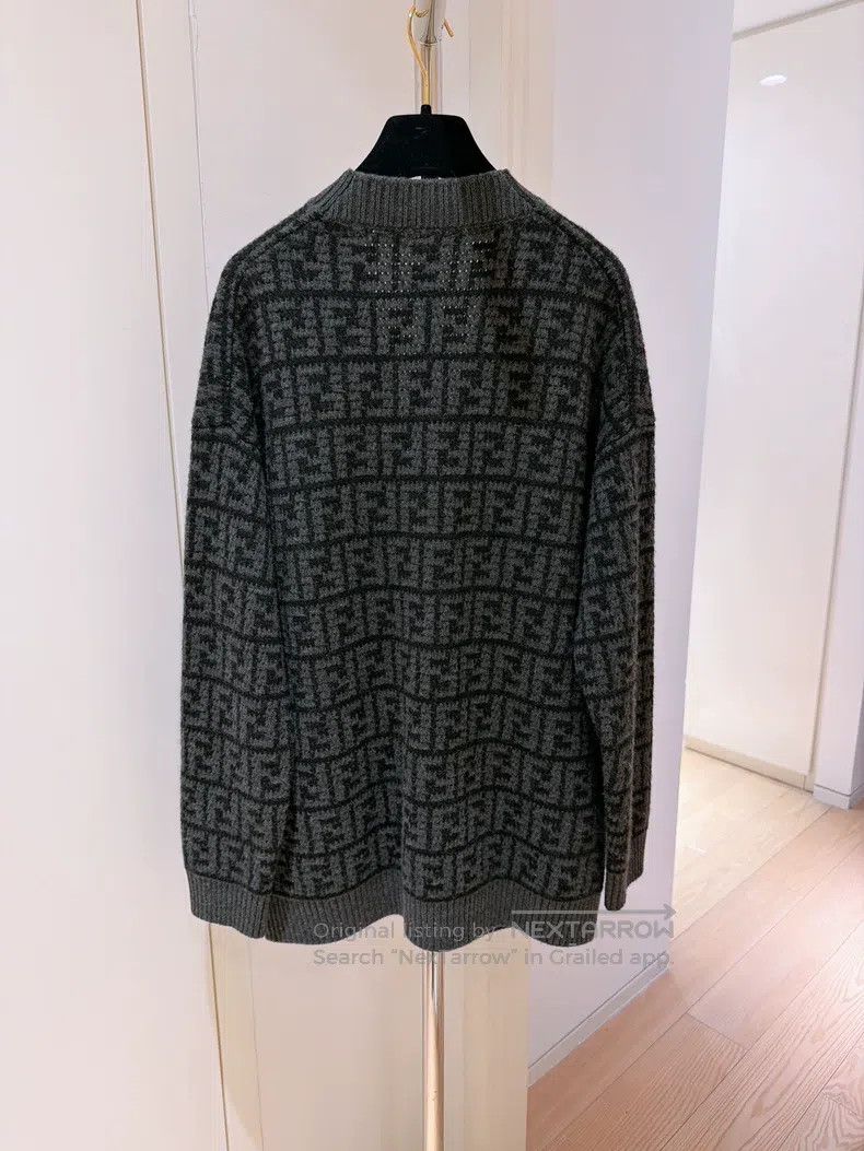 Fendi Fendi FF full logo cashmere knit cardigan + cashmere half Size XXS / US 00 / IT 34 - 2 Thumbnail