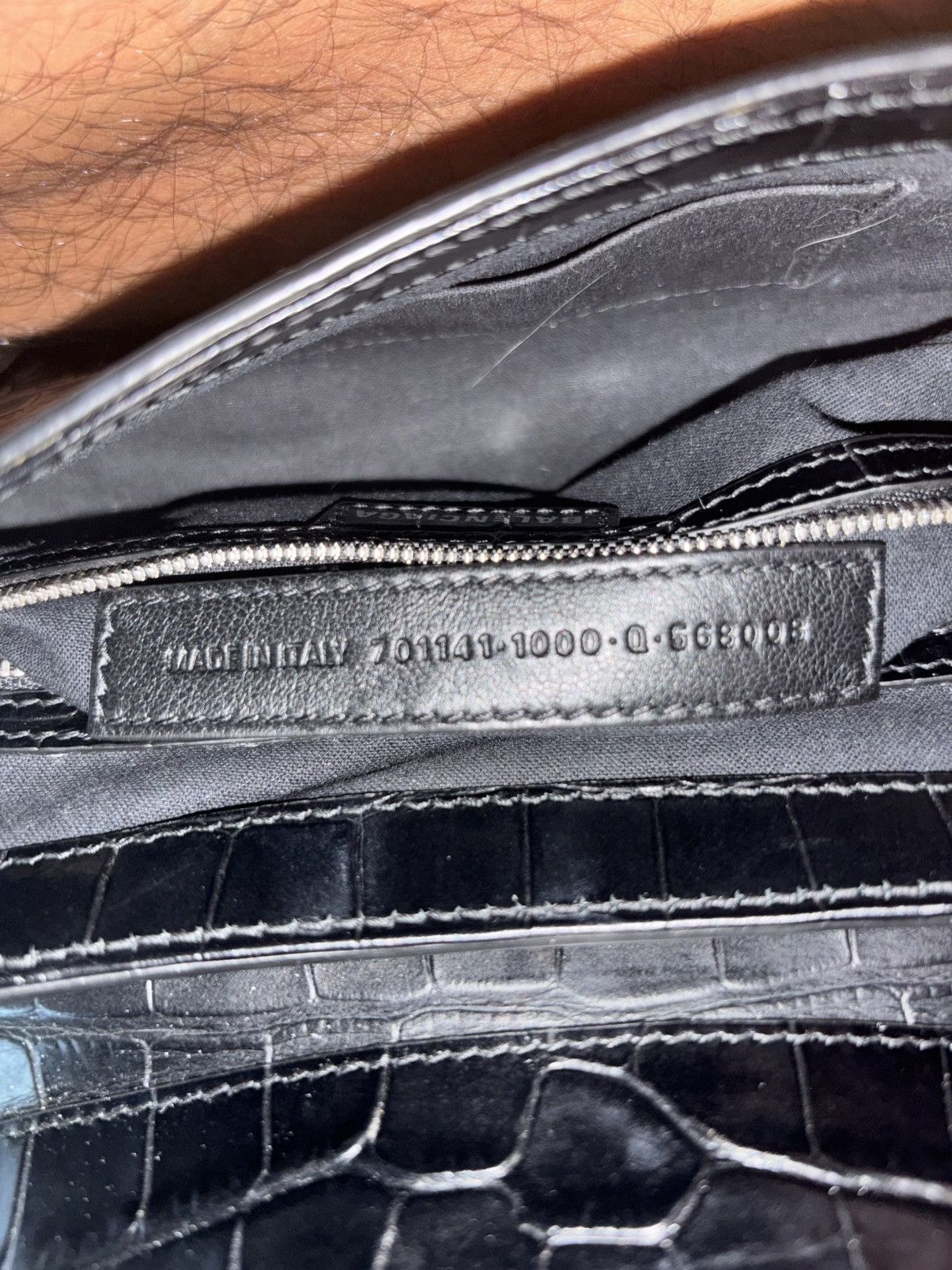 Balenciaga Balenciaga Small Embossed Lindsay Shoulder Bag Size ONE SIZE - 5 Thumbnail