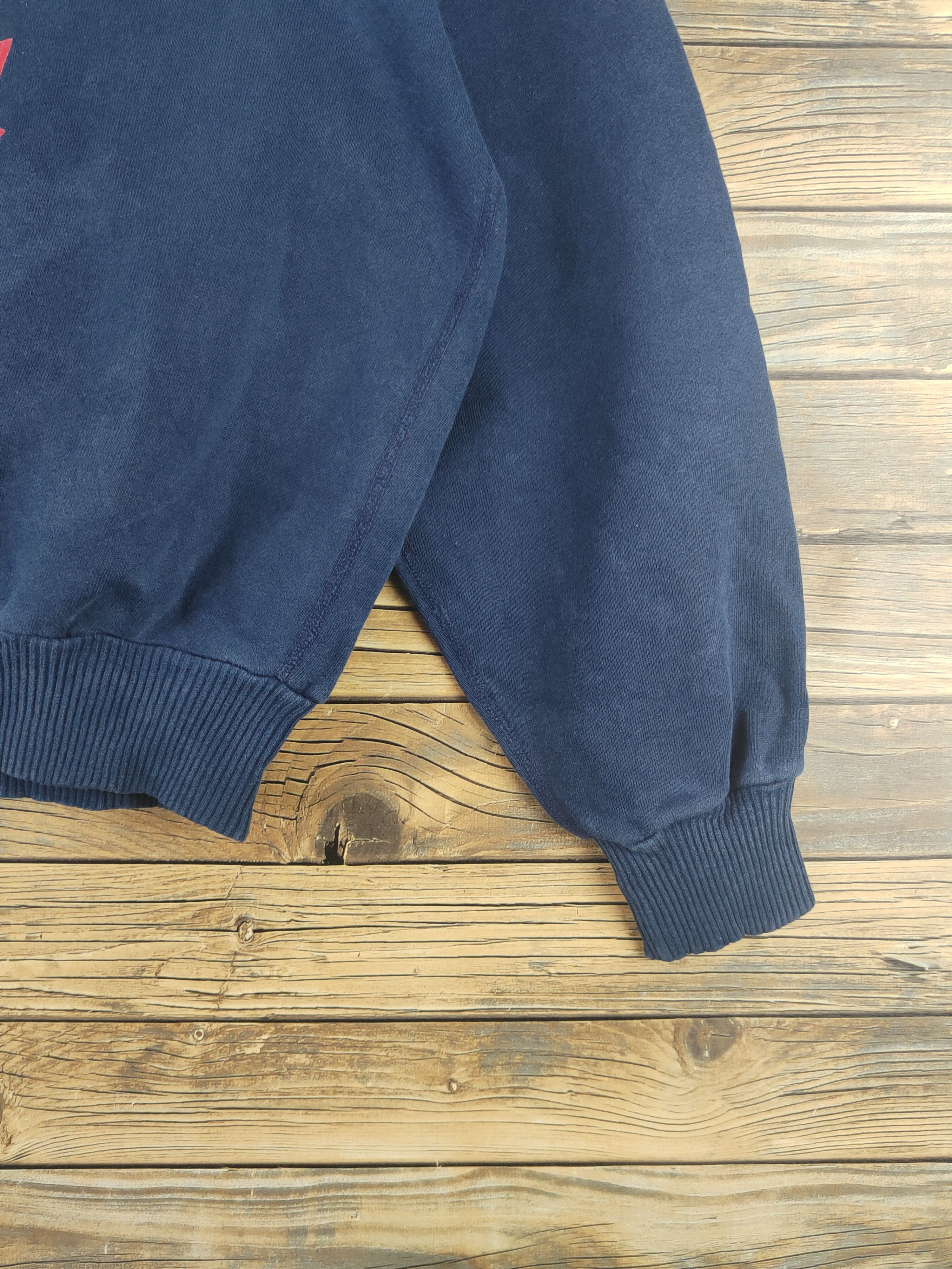 Vintage DL Waves Blue Canada vintage Sweatshirts #46-033 Size US M / EU 48-50 / 2 - 8 Thumbnail