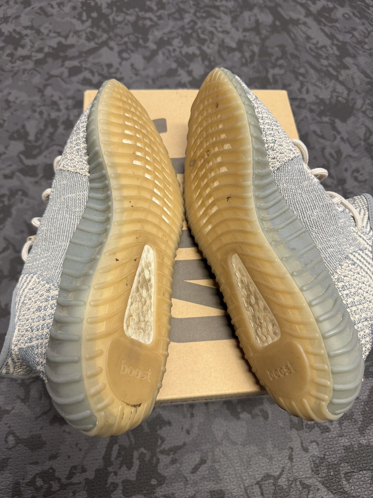 Adidas Yeezy 350 Size US 9.5 / EU 42-43 - 6 Thumbnail