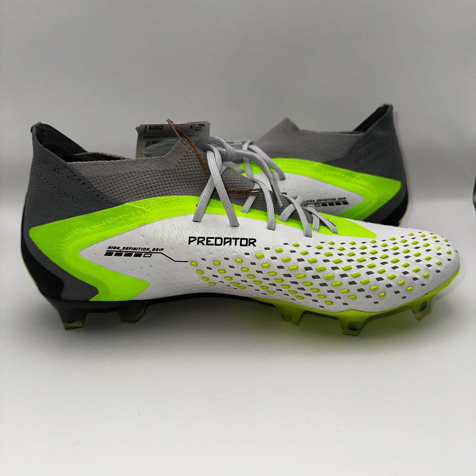 Adidas Adidas Predator Accuracy .1 Men sz 7 Soccer Cleats White Grn Size US 7 / EU 40 - 5 Thumbnail
