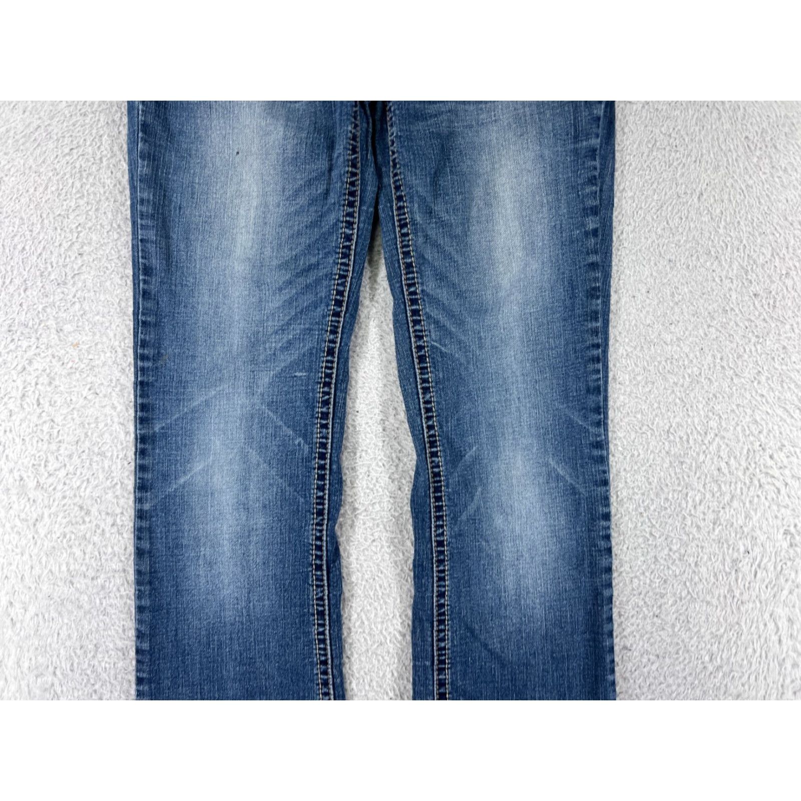 Vintage Wallflower Jeans Womens Jeans 3 Blue Denim Straight Low Rise Embroidered Cowboy Southwestern Designer 90s Womens Size 26" / US 2 / IT 38 - 6 Thumbnail