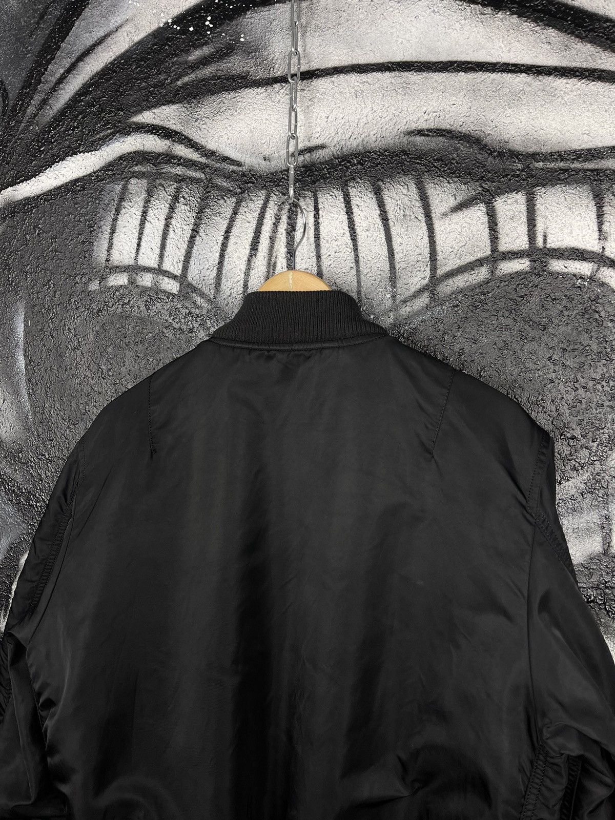 Alpha Industries × Vintage Alpha Industries MA-1 Bomber Jacket Men’s Size M Size US M / EU 48-50 / 2 - 7 Thumbnail