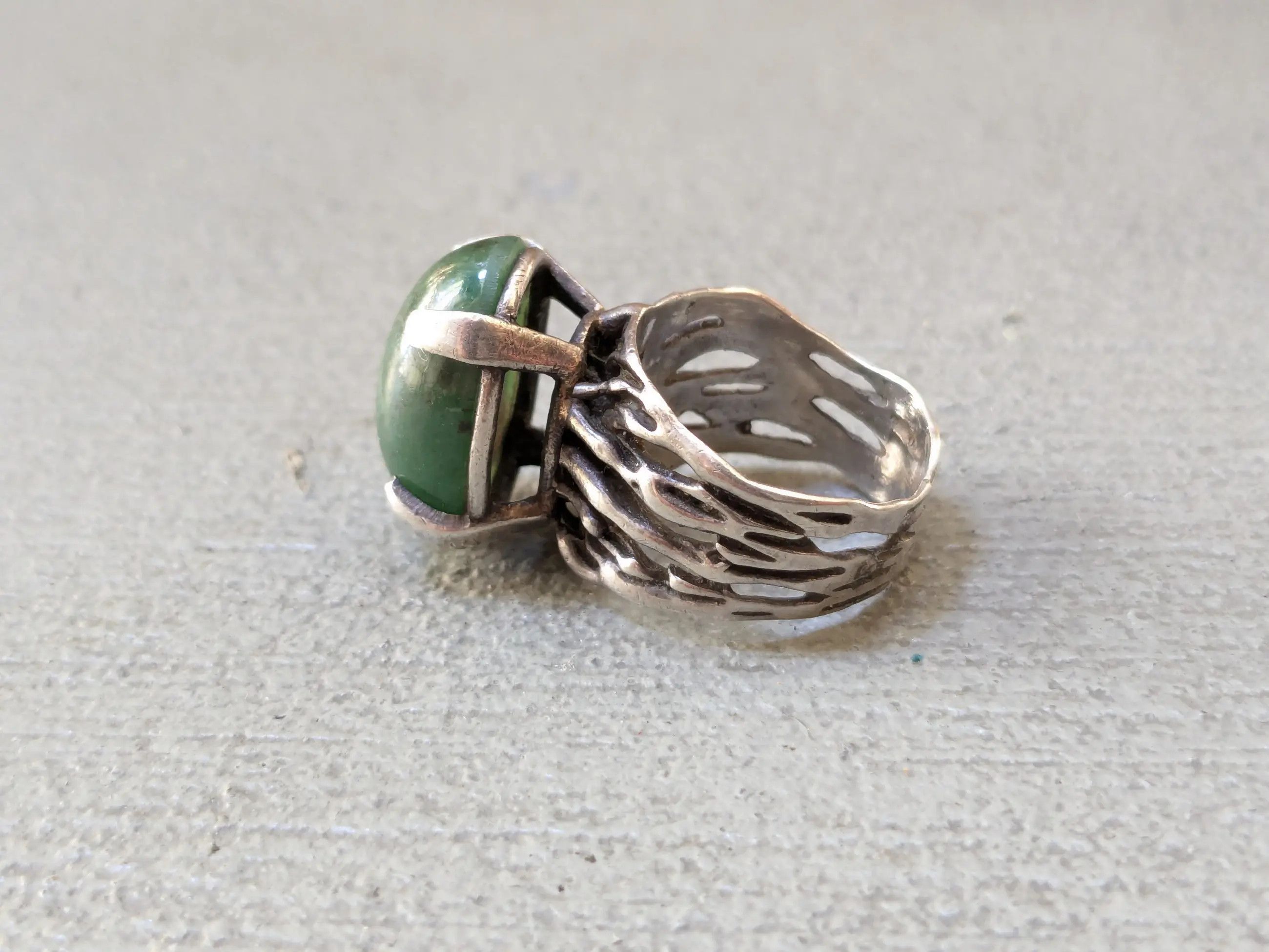 Jewelry Vintage Sterling Silver Ring Green Jade Brutalist Modern Size ONE SIZE - 4 Thumbnail