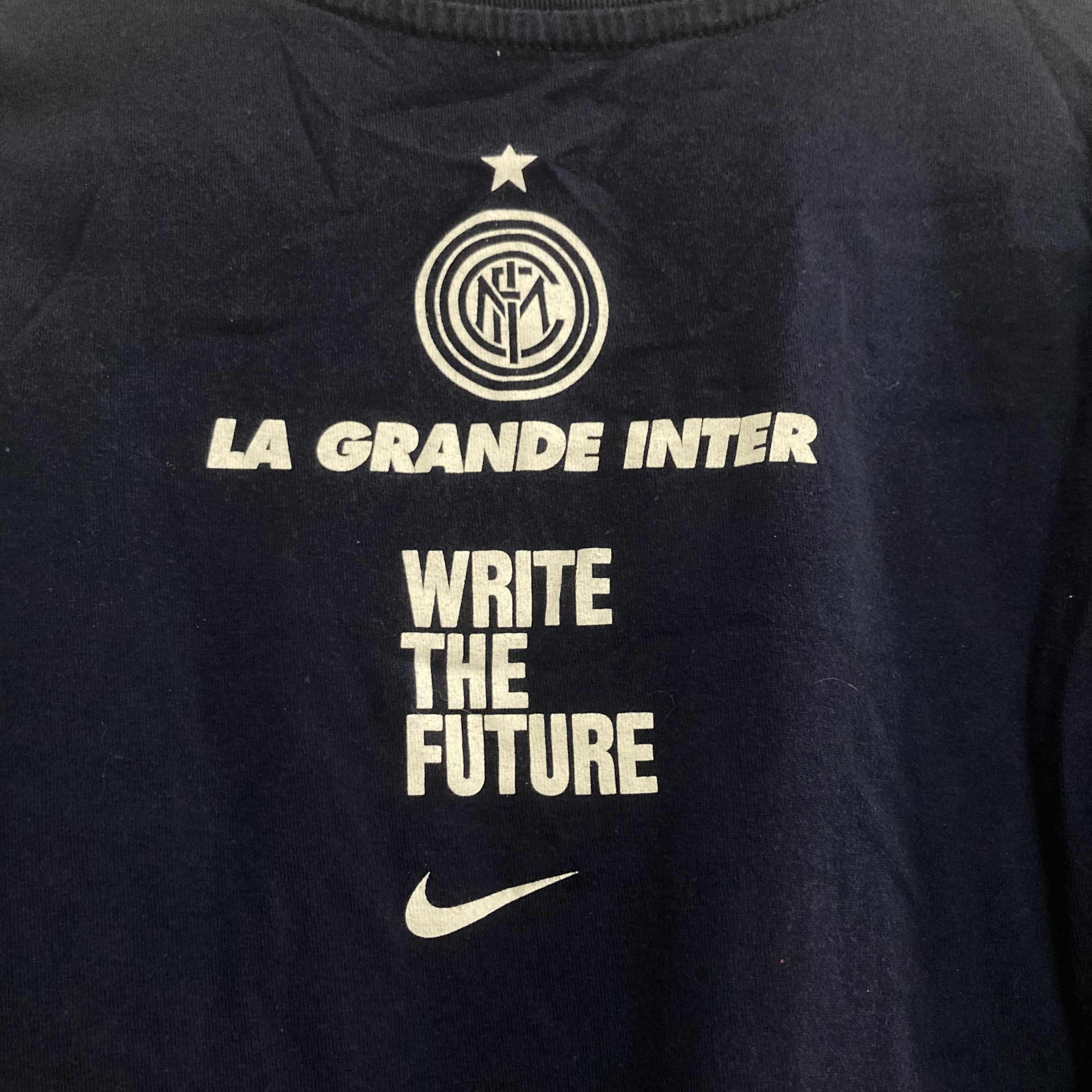 Nike Inter Milan Nike Tee Champions League Winners 2010 Large Size US L / EU 52-54 / 3 - 4 Thumbnail