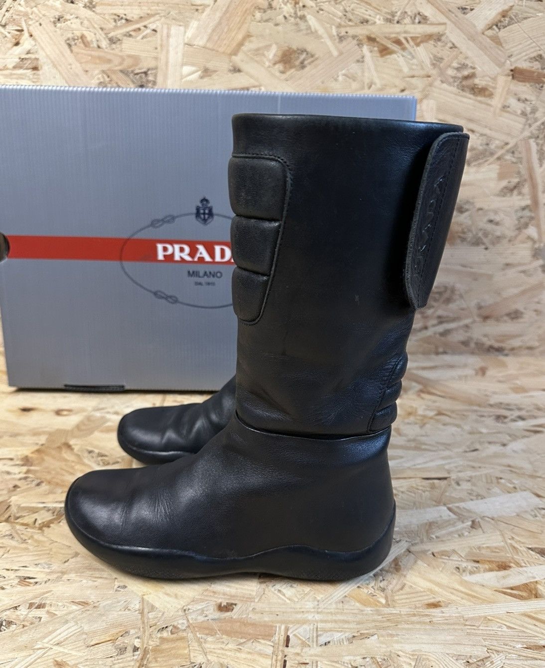 Prada Prada boots 30 IT unisex kids Size US 5 / EU 37 - 6 Thumbnail