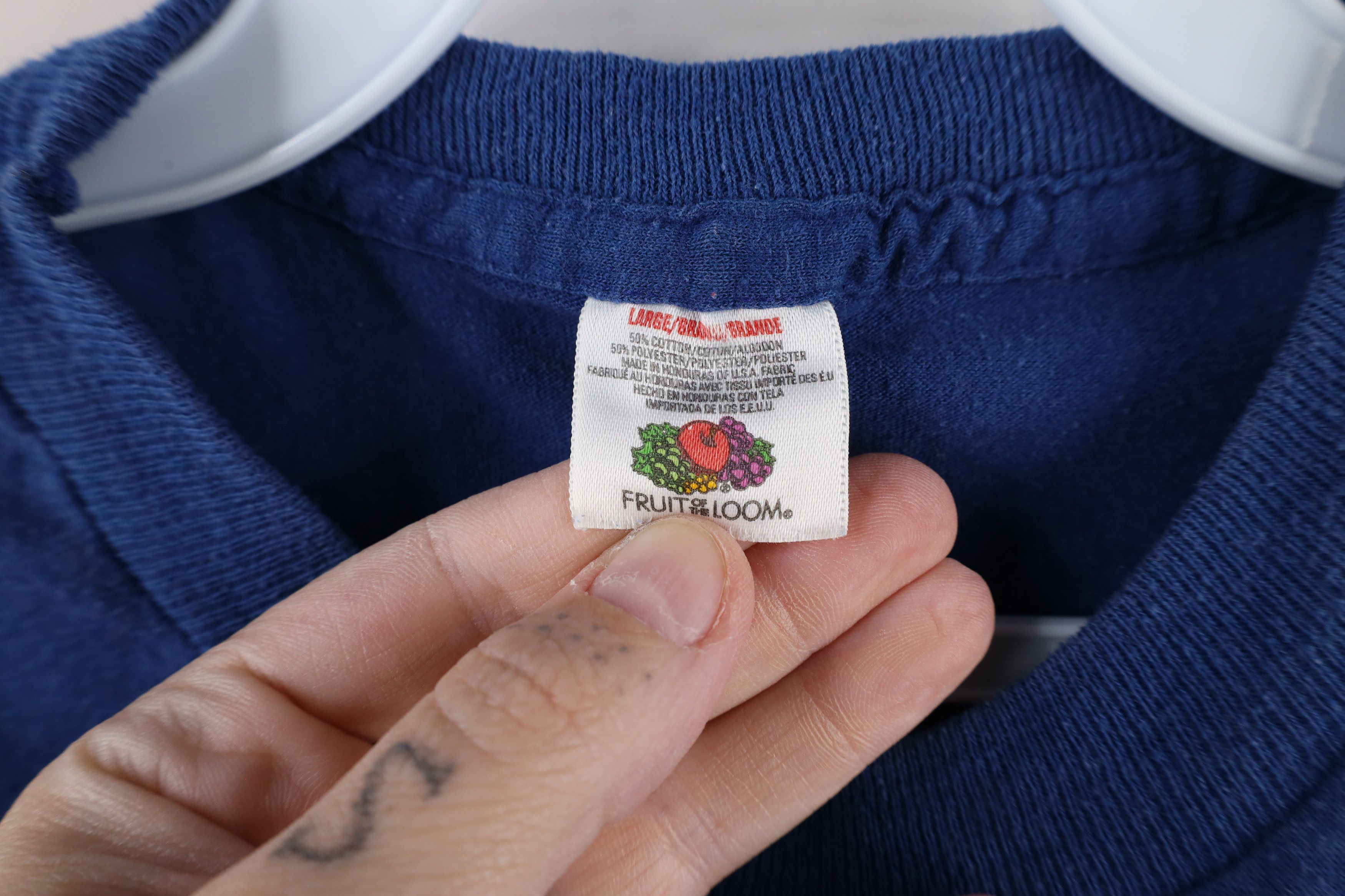 Vintage Vintage 90s Streetwear Blank Sleeveless Muscle T-Shirt Blue Size US L / EU 52-54 / 3 - 5 Thumbnail
