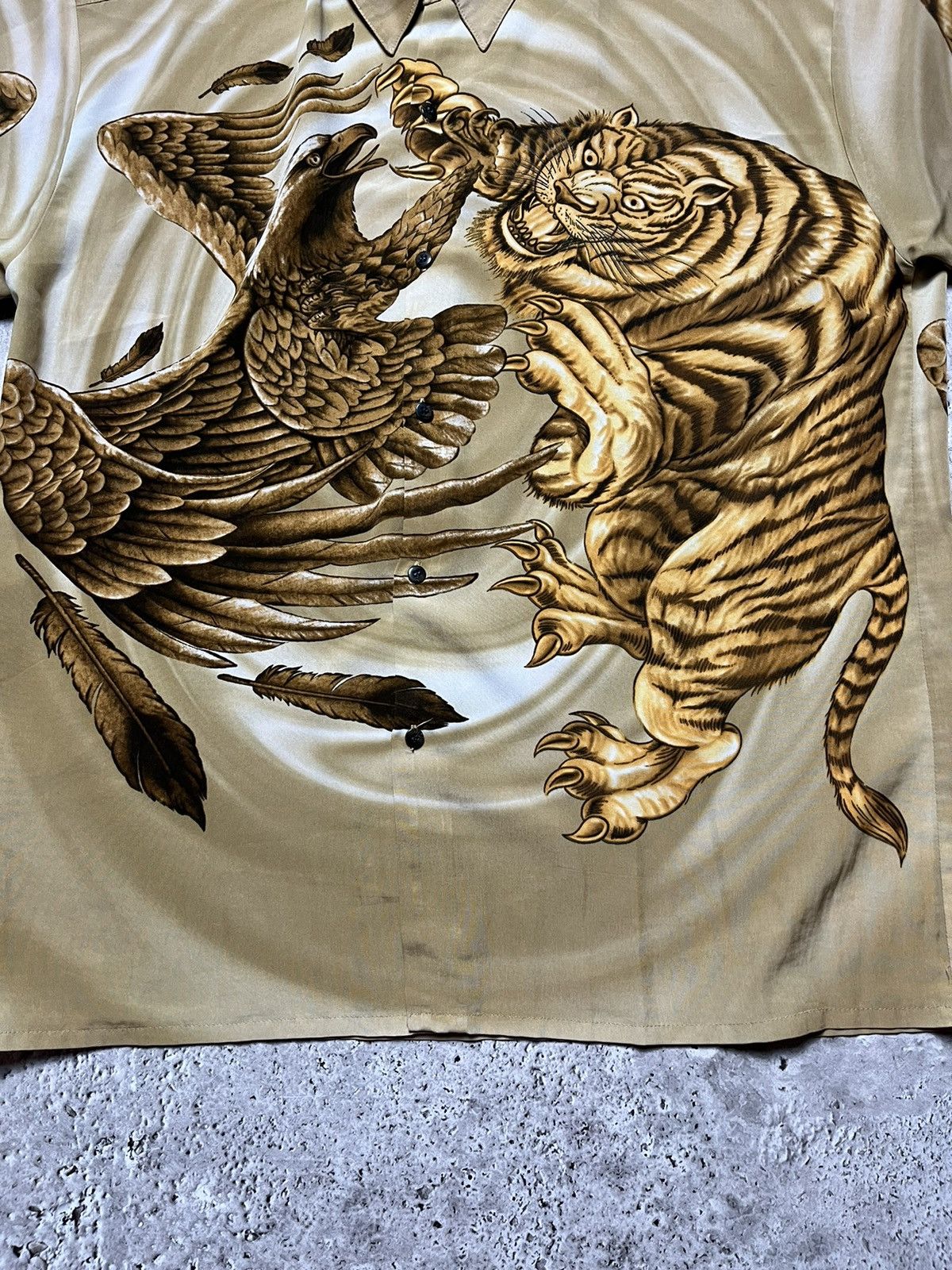 Japanese Brand × Vintage Vintage Tiger Eagle Overprint Shirt Button Up Short Sleeve Size US XL / EU 56 / 4 - 4 Thumbnail