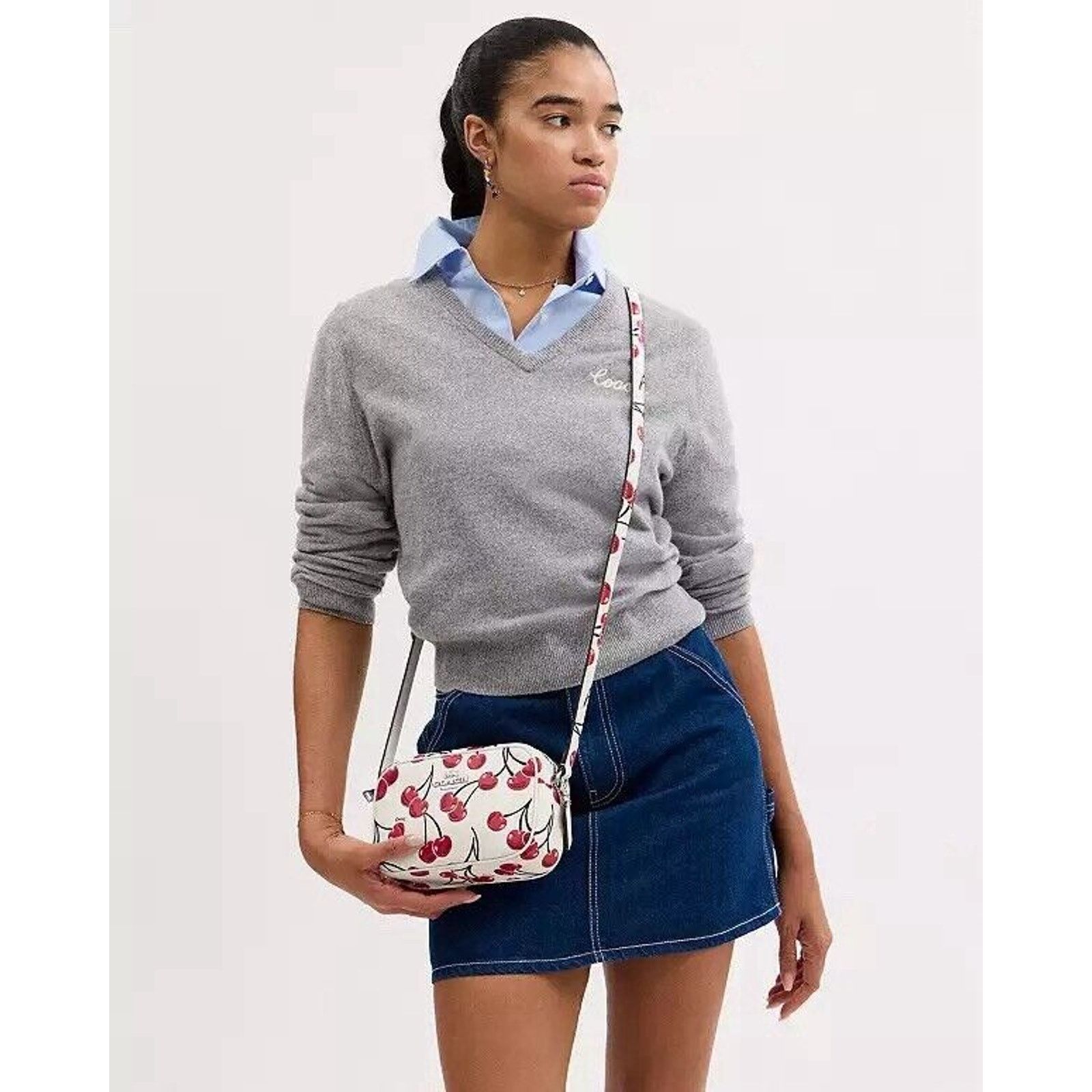 Coach NWT Coach CAB04 Mini Jamie Camera Bag Smooth Leather Cherry Size ONE SIZE - 2 Thumbnail