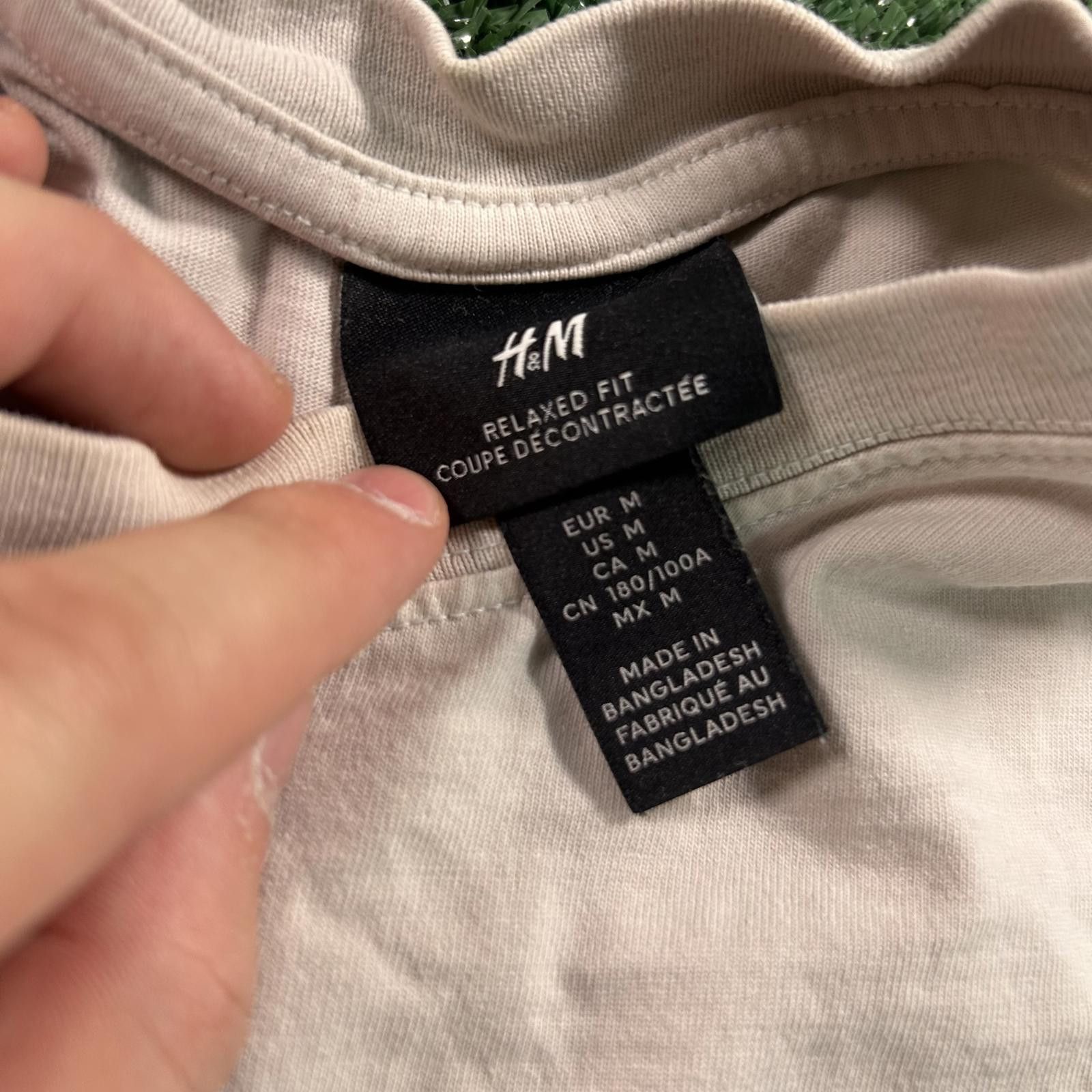 H&M Vintage Style Men's Graphic T-Shirt with 'Diggin' Detroit' Size US M / EU 48-50 / 2 - 4 Thumbnail