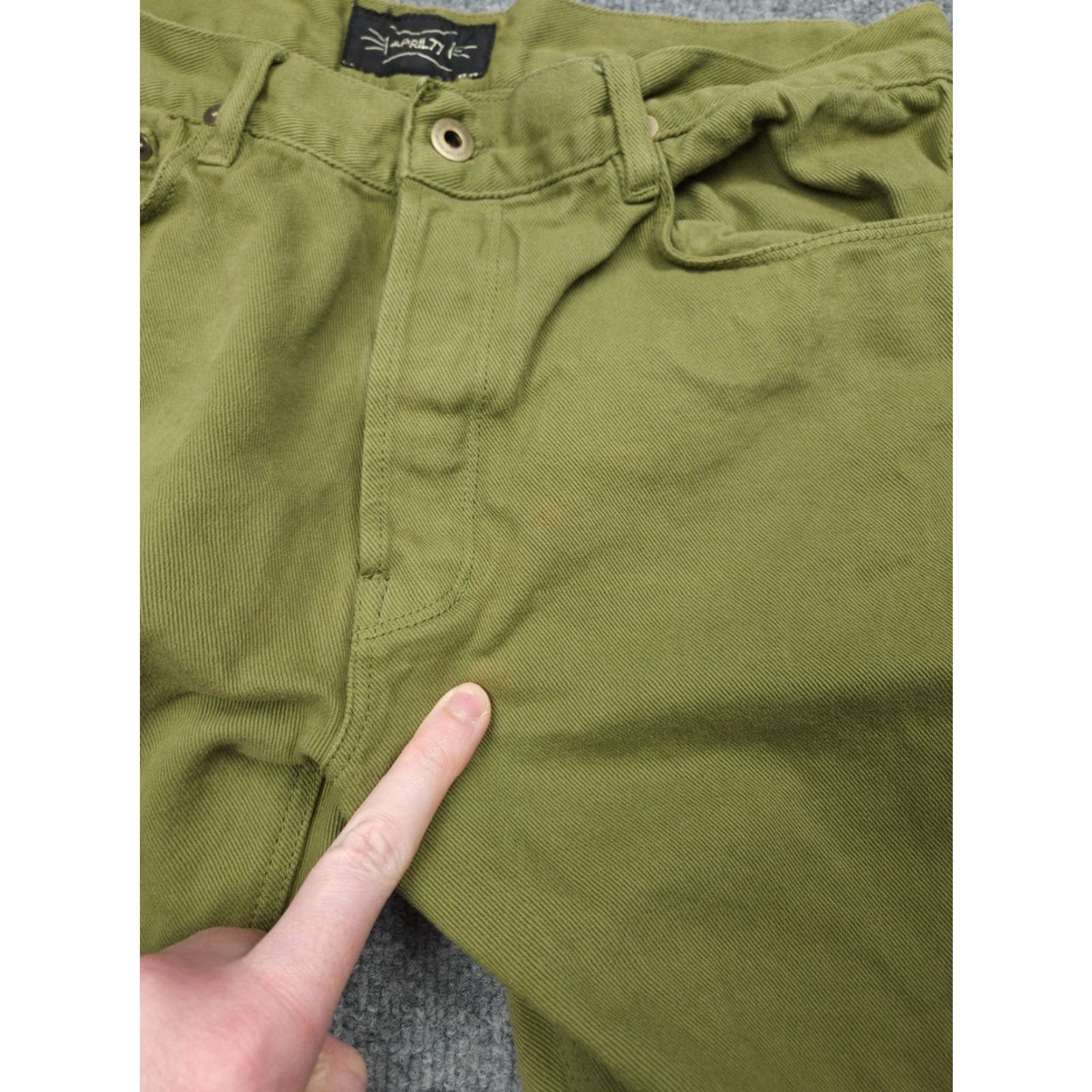 Vintage APRIL 77 Jeans Men's 32 x 32 Green DICTATOR Button Fly Cotton Denim Straight Slim Jeans Size US 32 / EU 48 - 5 Thumbnail
