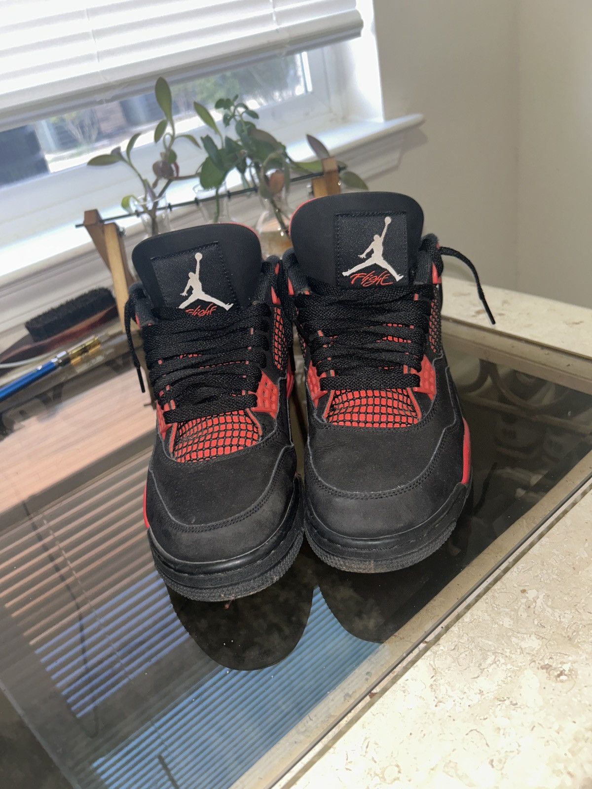 Jordan Brand Jordan 4 retro”Red Thunder” Size US 9 / EU 42 - 1 Thumbnail