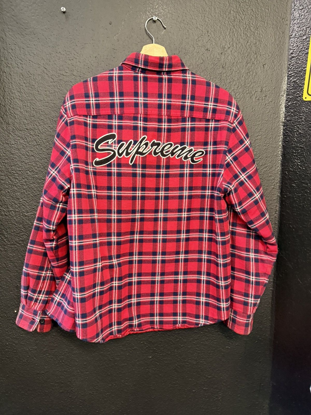 Supreme Supreme plaid insulated button up flannel Size US S / EU 44-46 / 1 - 1 Thumbnail