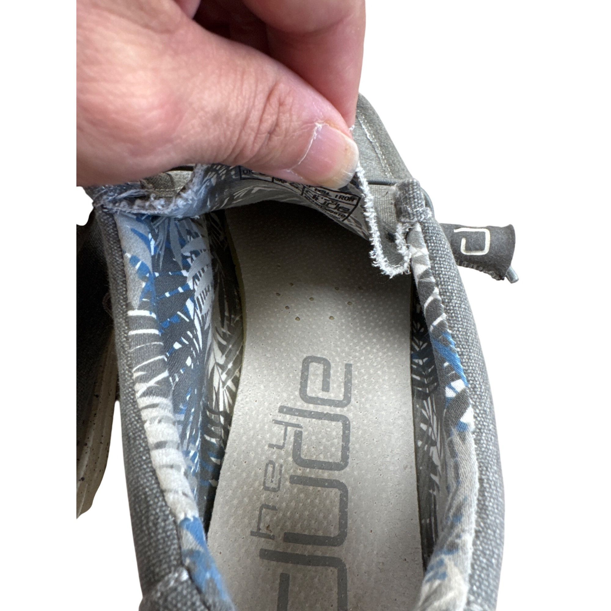 Other Hey Dude Wally Mens Gray Casual Slip-On Loafers Shoes Size 9 Size US 9 / EU 42 - 11 Thumbnail
