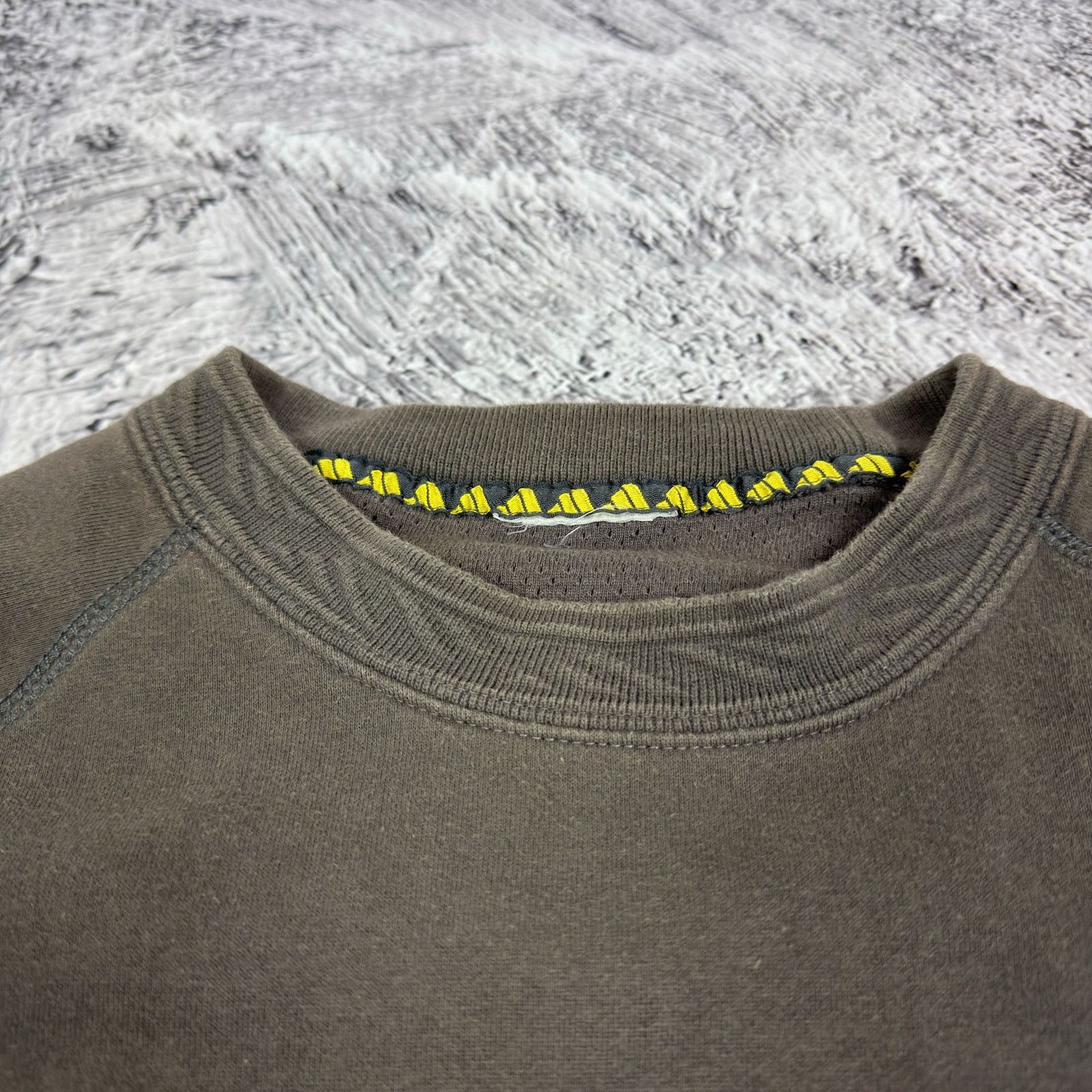 Adidas Adidas Men's Brown Patch Logo Pullover Equipment Sweatshirt Size US S / EU 44-46 / 1 - 4 Thumbnail