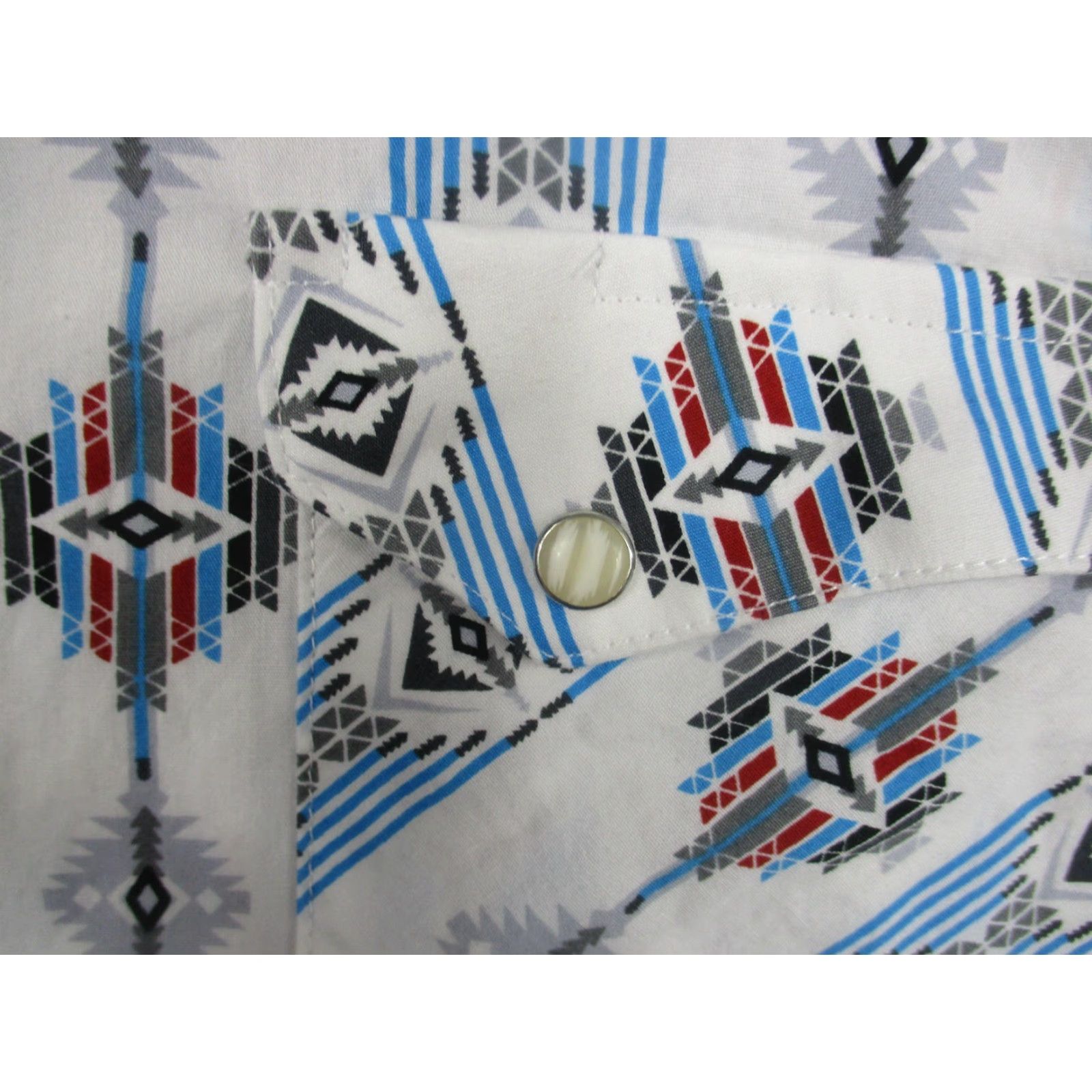 Vintage VINTAGE Panhandle Shirt Men XL Blue Aztec Western Pearl Snap Short Sleeve Size US XL / EU 56 / 4 - 4 Thumbnail