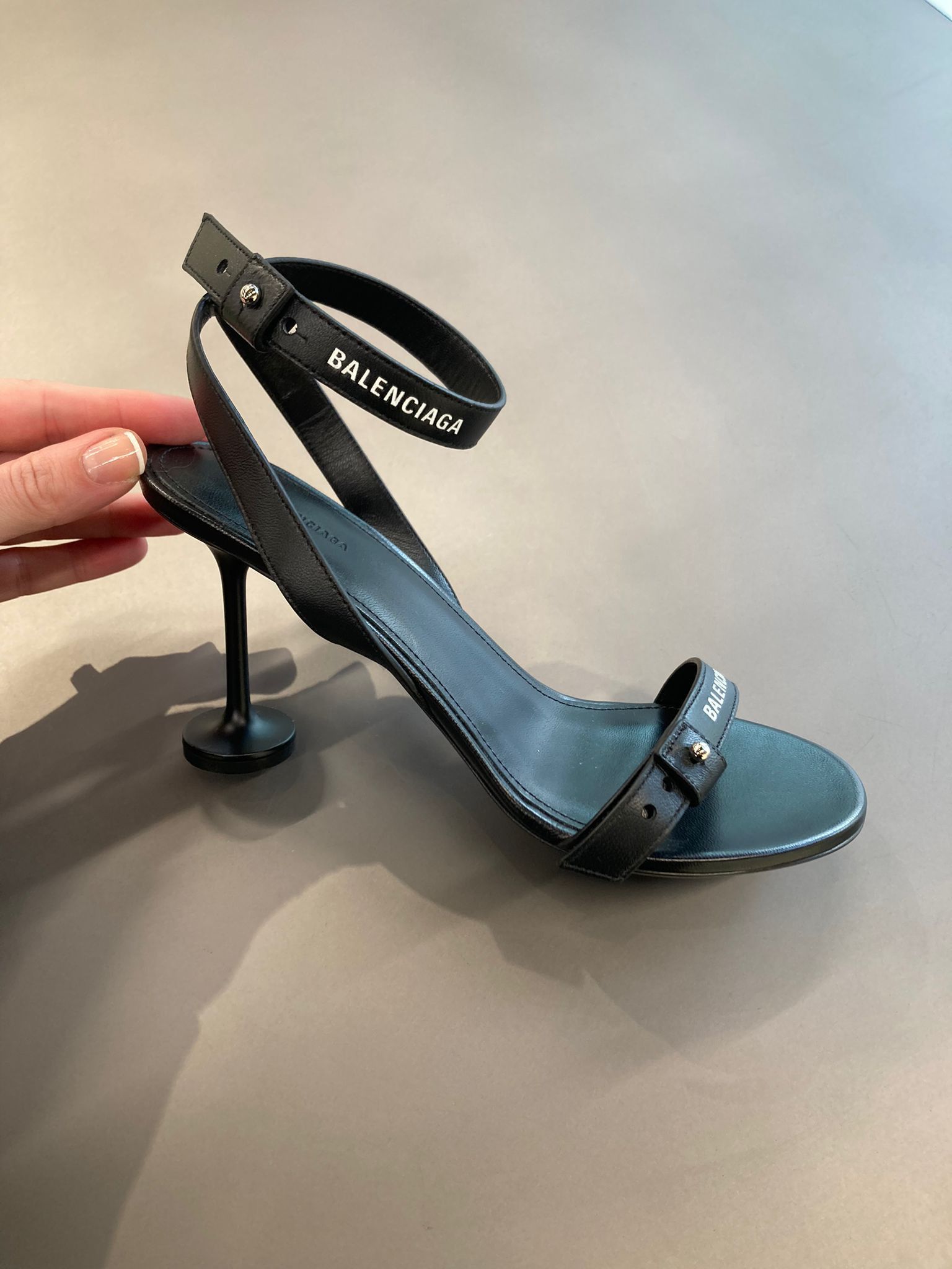 Balenciaga o1in1g0124 Heels in Black Size US 8 / IT 38 - 1 Preview