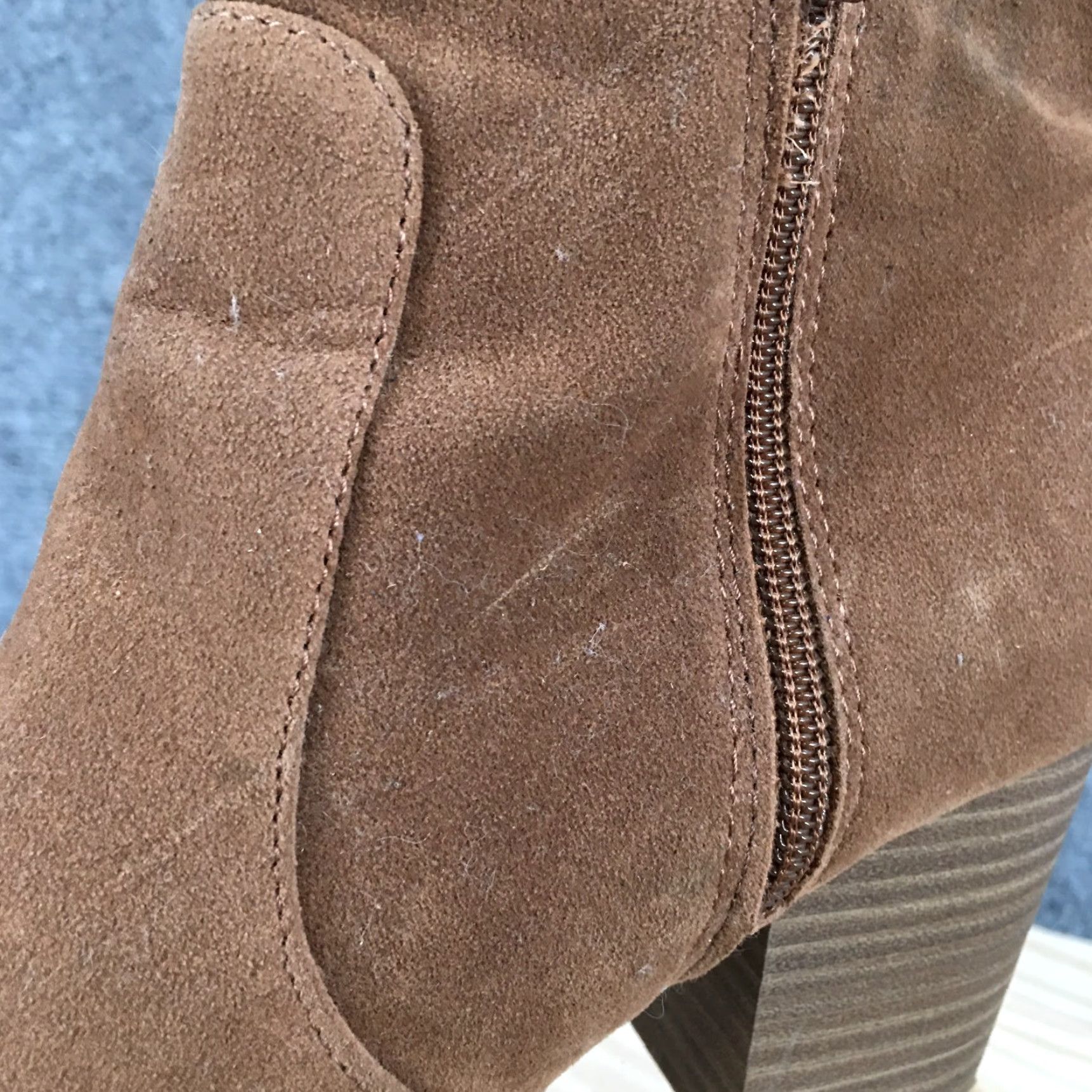 Vintage Universal Thread Boots Womens 7 Catlin Ankle Bootie Brown Side Zip Block Heels Boots Womens Catlin Brown Ankle Bootie Block Heel 7"} Size US 7 / IT 37 - 6 Thumbnail