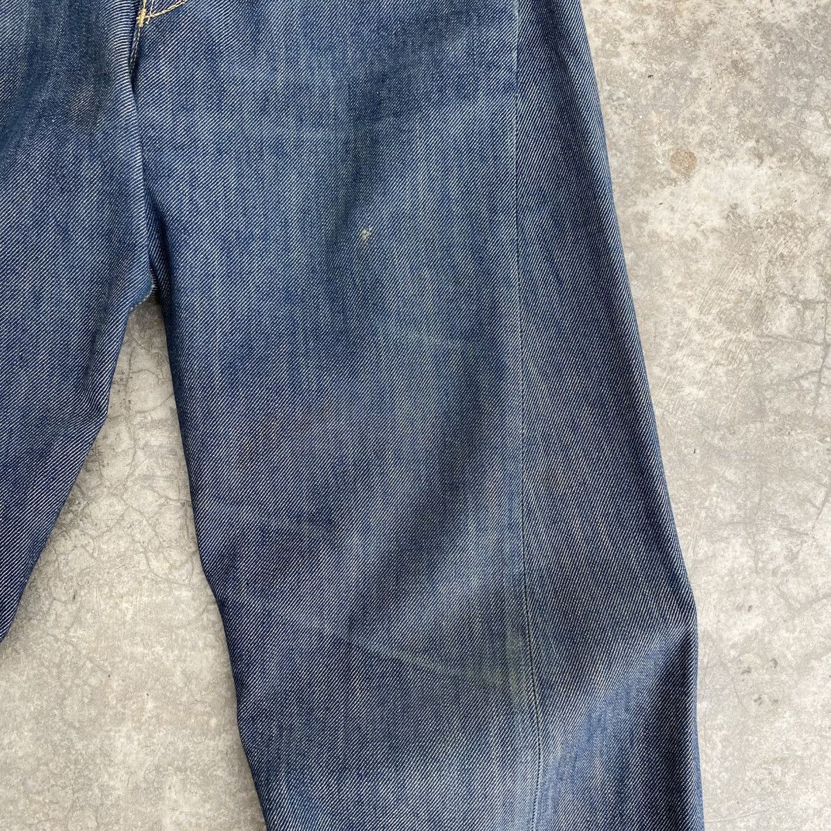 Levi's Vintage Levis Engineered Regular Fit Denim Twisted Leg Jeans Size US 29 - 5 Thumbnail