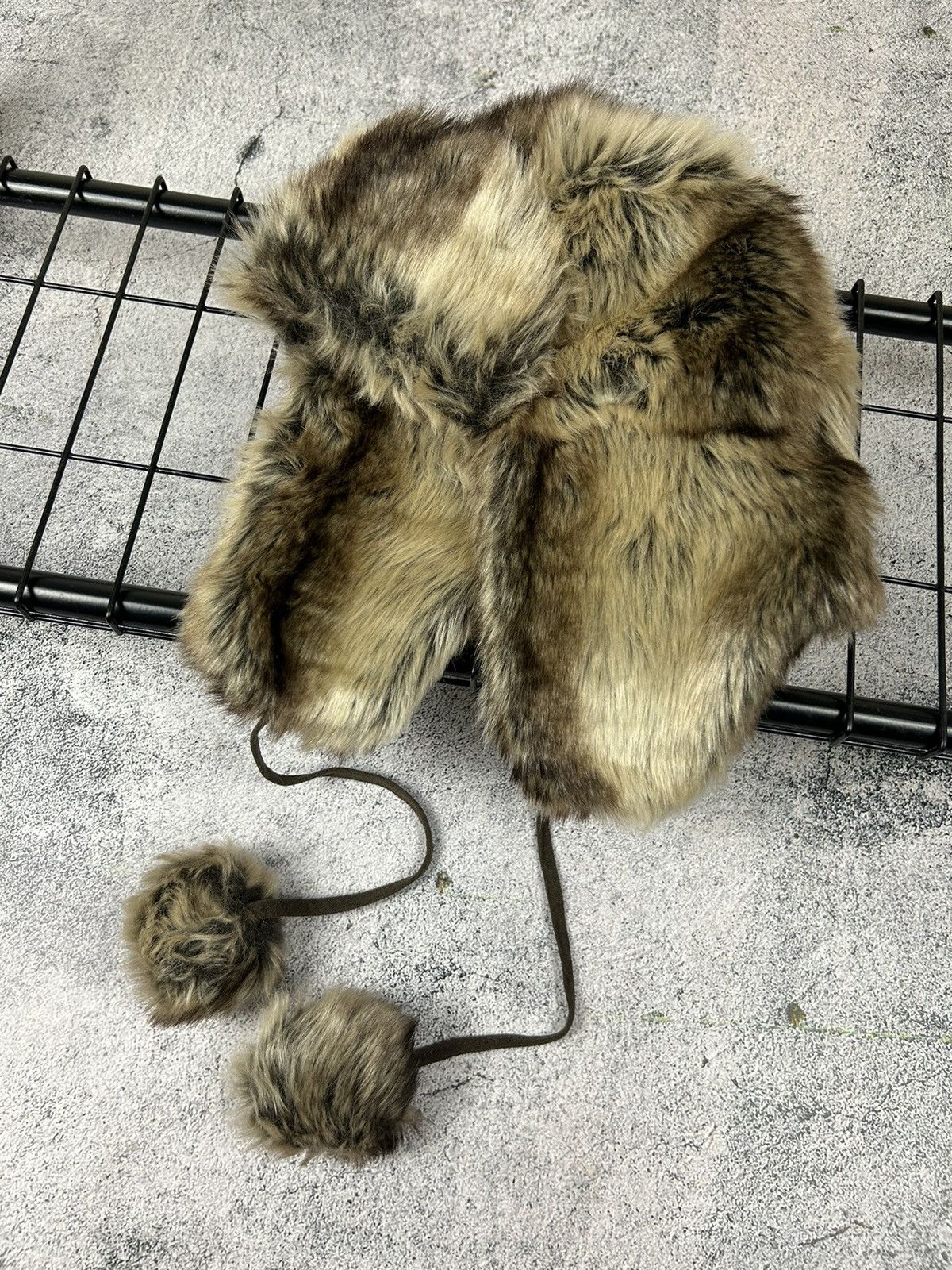 Vintage Ushanka Trapper Hat Furry Mohair Fuzzy Fur Hat Y2K Size ONE SIZE - 1 Thumbnail