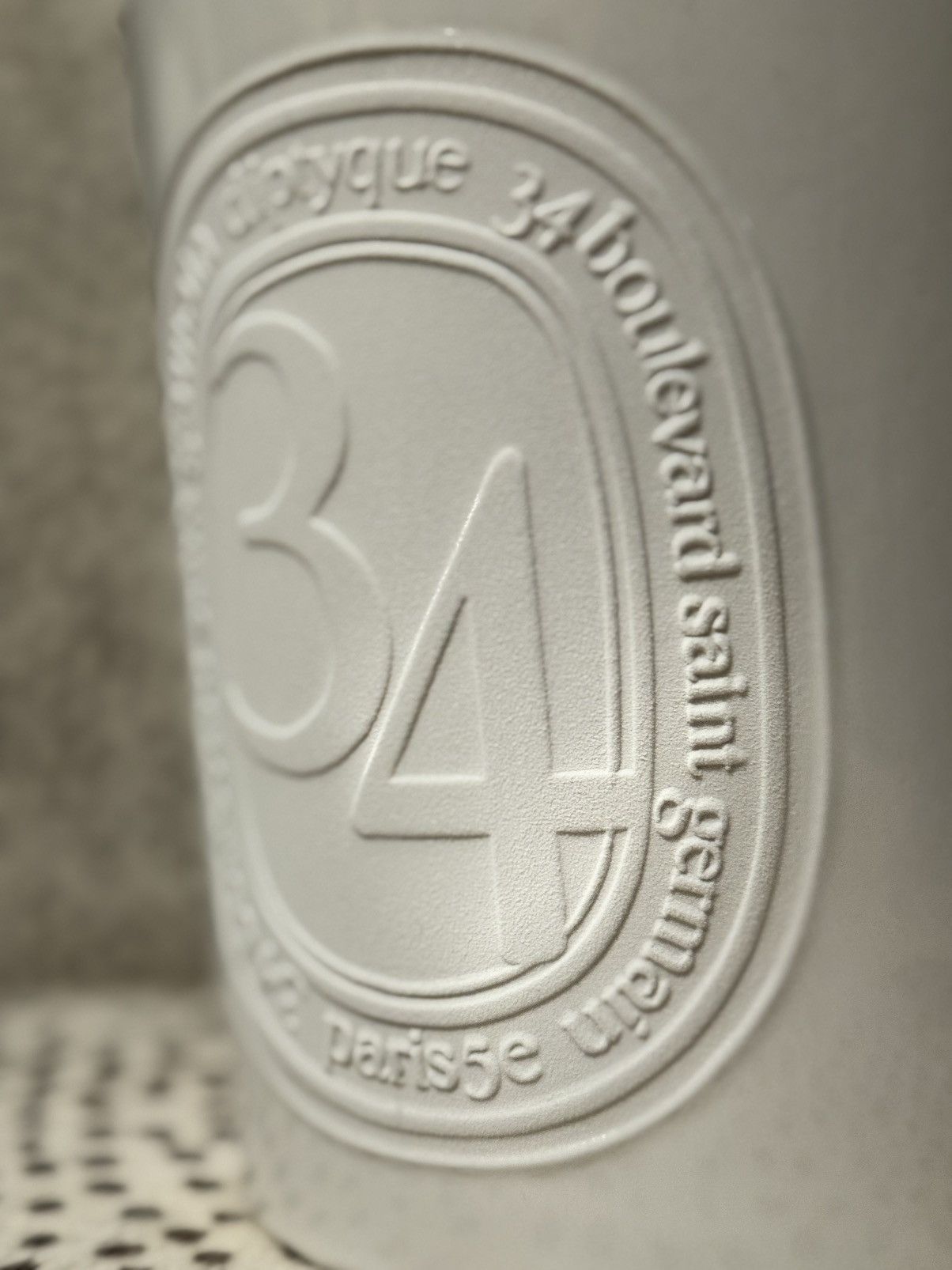Diptyque 34 BOULEVARD SAINT GERMAIN Very Large Candle Size ONE SIZE - 5 Thumbnail