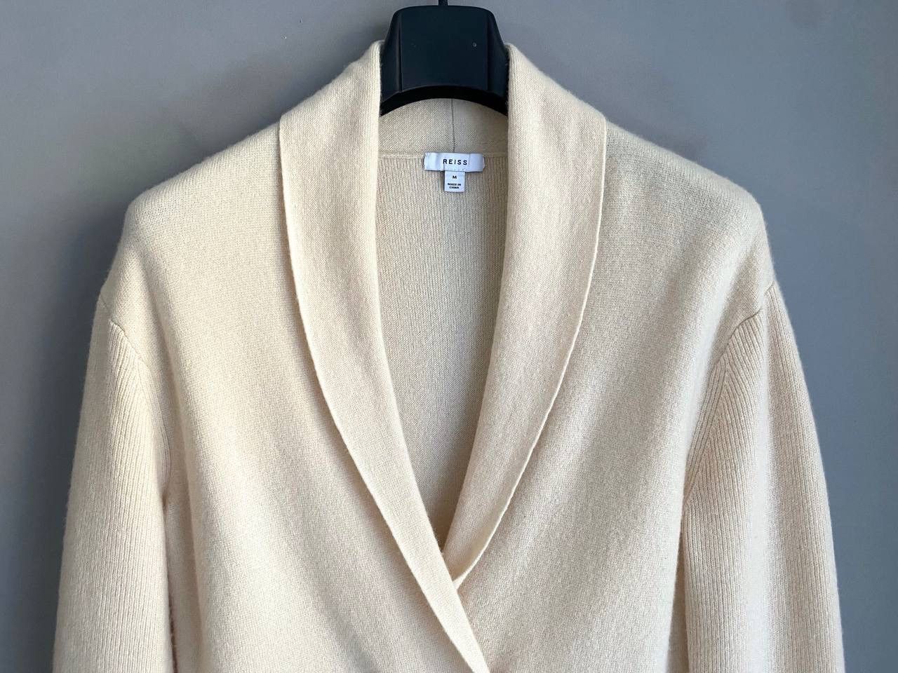 Reiss Reiss Sara Women's Wool/Cashmere Double Breasted Cardigan, M Size M / US 6-8 / IT 42-44 - 4 Thumbnail