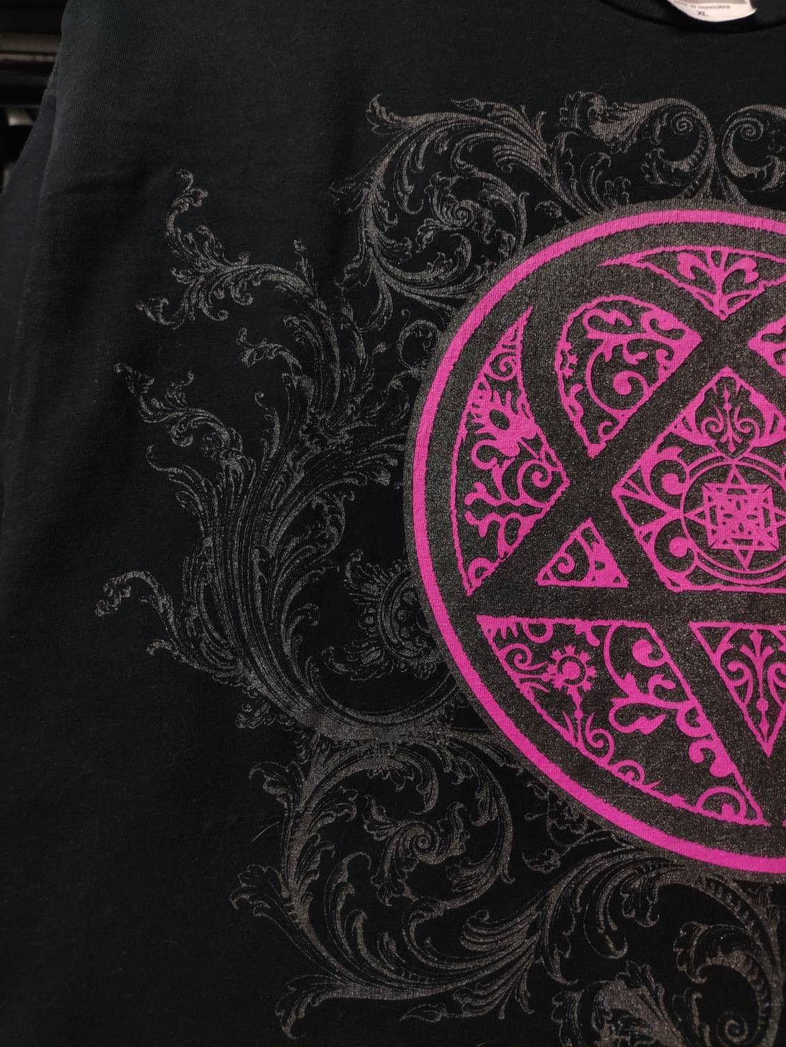 Band Tees Vtg 00's Him " Heartagram " Glitter Screen T-Shirt Size US XL / EU 56 / 4 - 4 Thumbnail