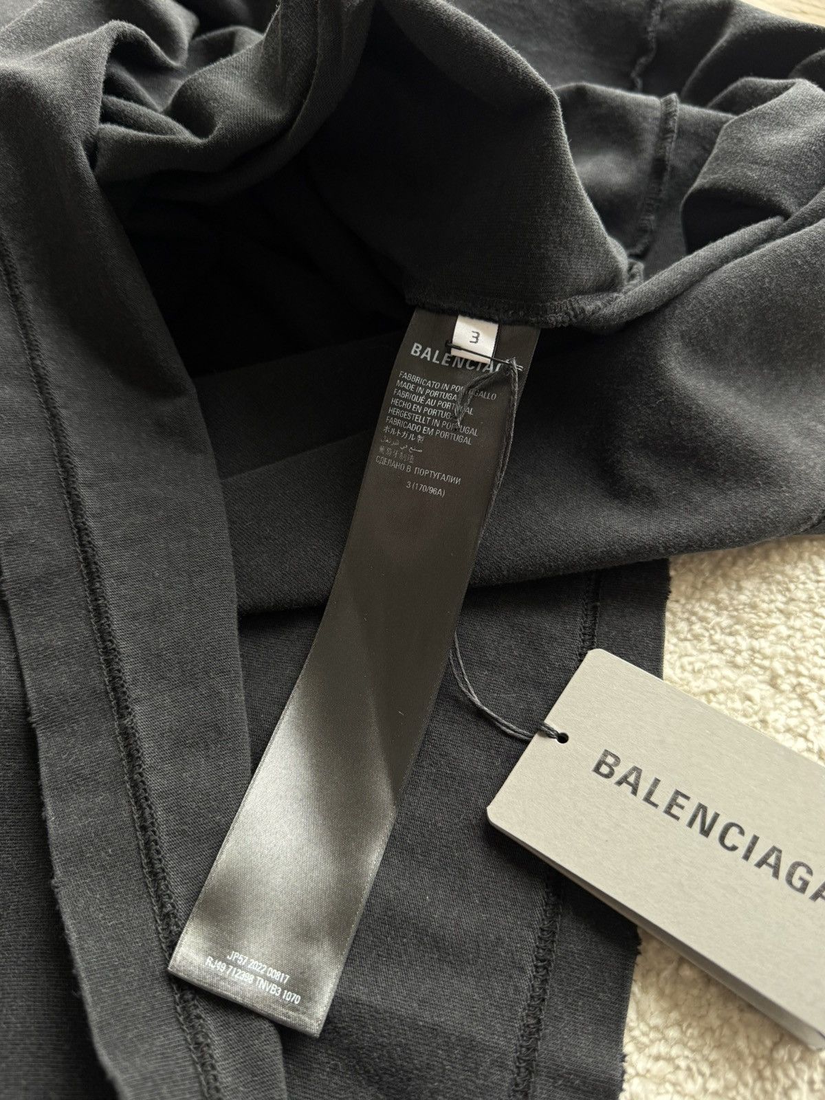 Balenciaga Be Different Balenciaga Shirt Size US XL / EU 56 / 4 - 4 Thumbnail