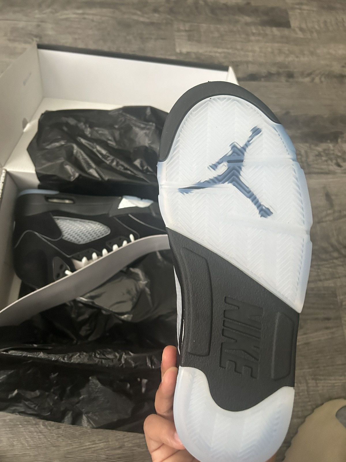 Jordan Brand Jordan 5 Retro OG Black Metallic Reimagined Size US 9 / EU 42 - 5 Thumbnail