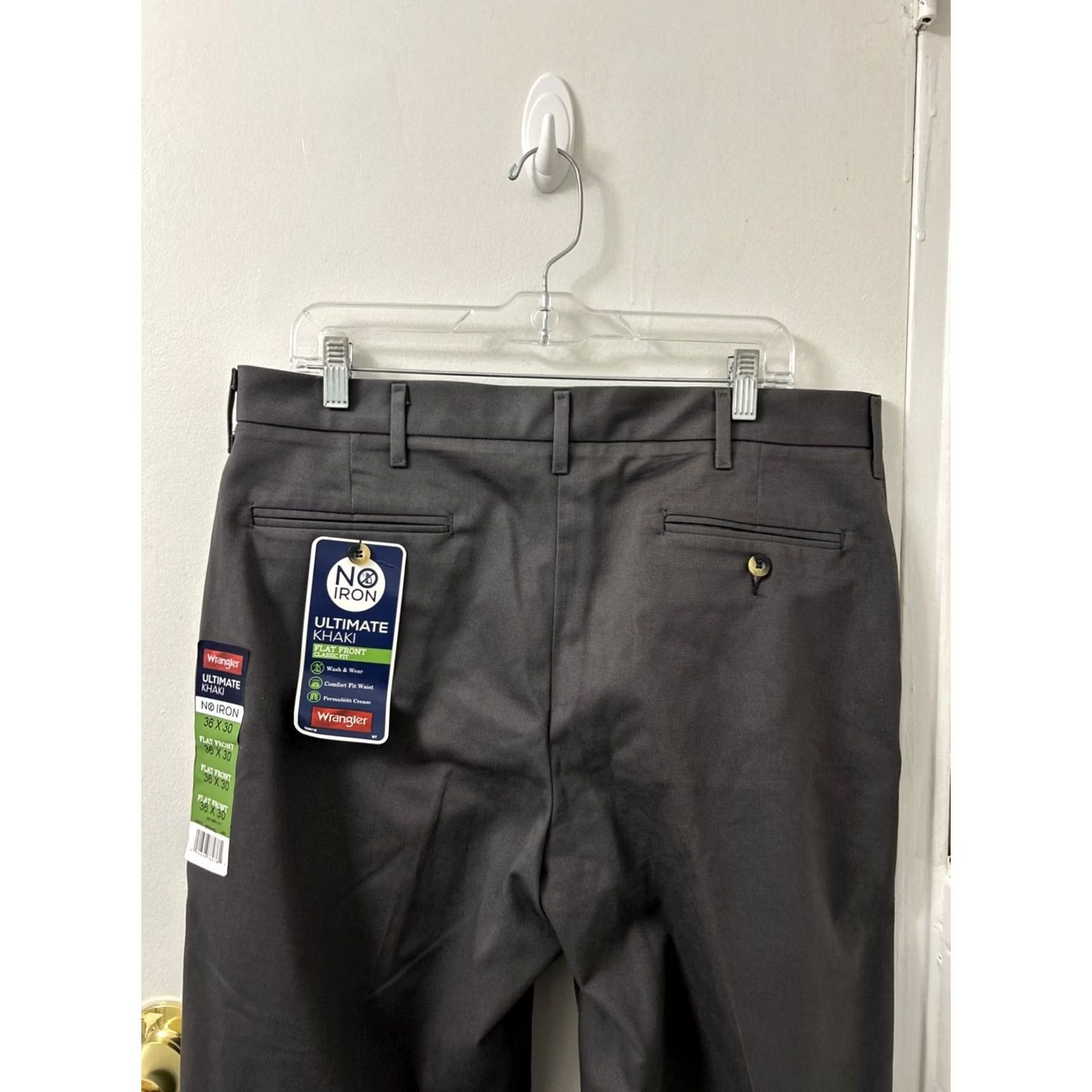 Wrangler Wrangler Ultimate Khaki Pants Mens 36x30 Gray Classic Flat Front Zip Button Casual Workwear Size US 36 / EU 52 - 2 Thumbnail